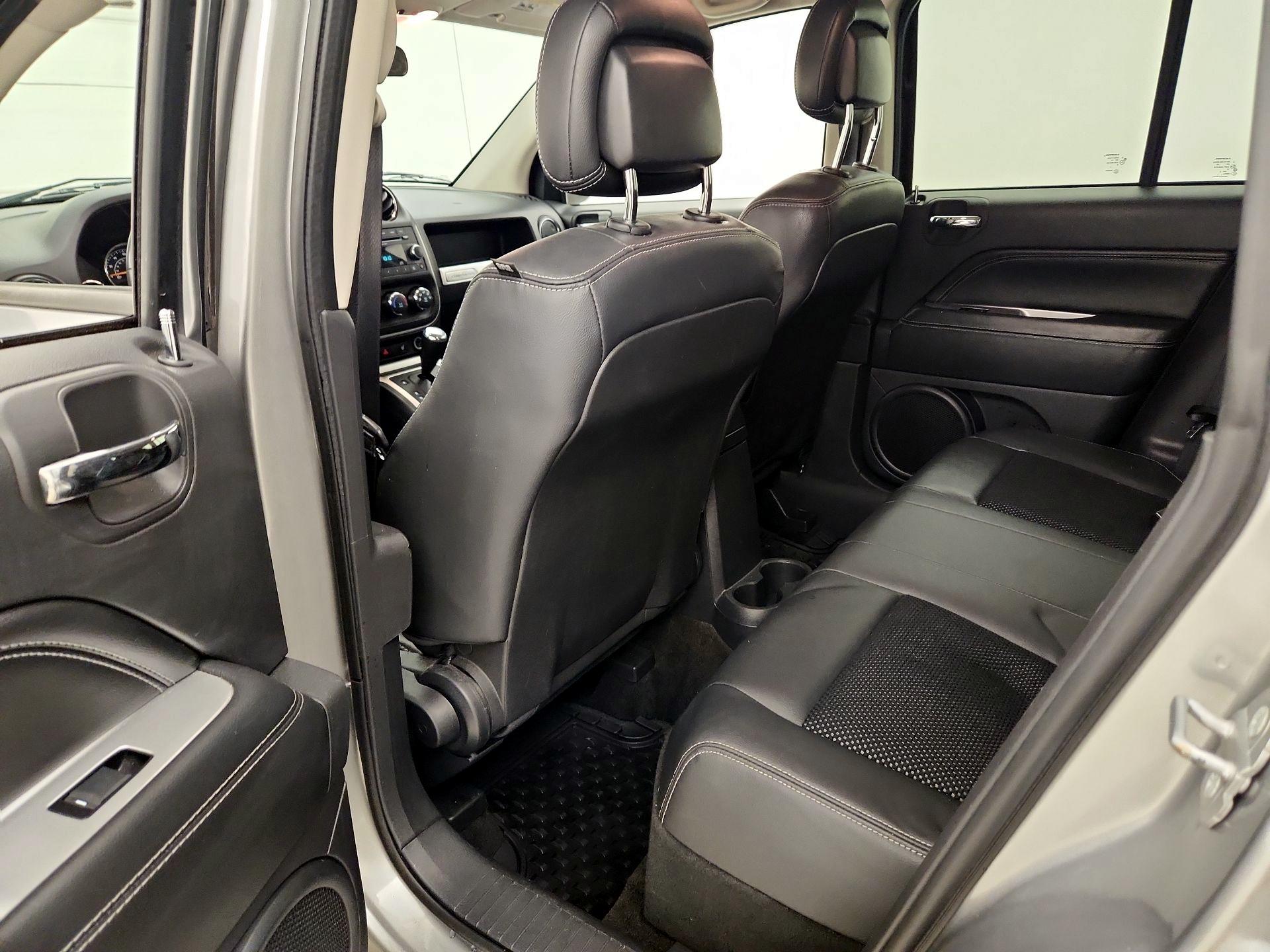 Thumbnail: 2014 Jeep Compass - 17