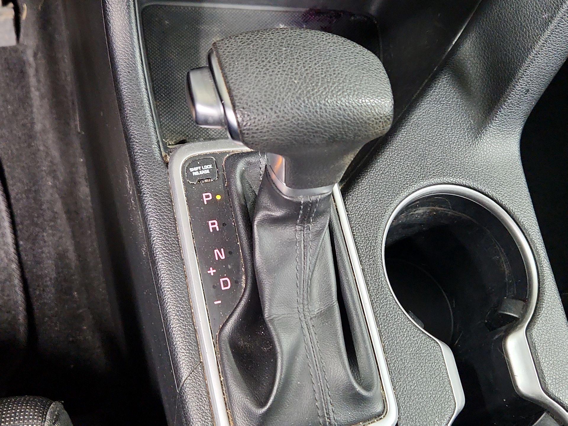 Thumbnail: 2018 Kia Sportage - 17