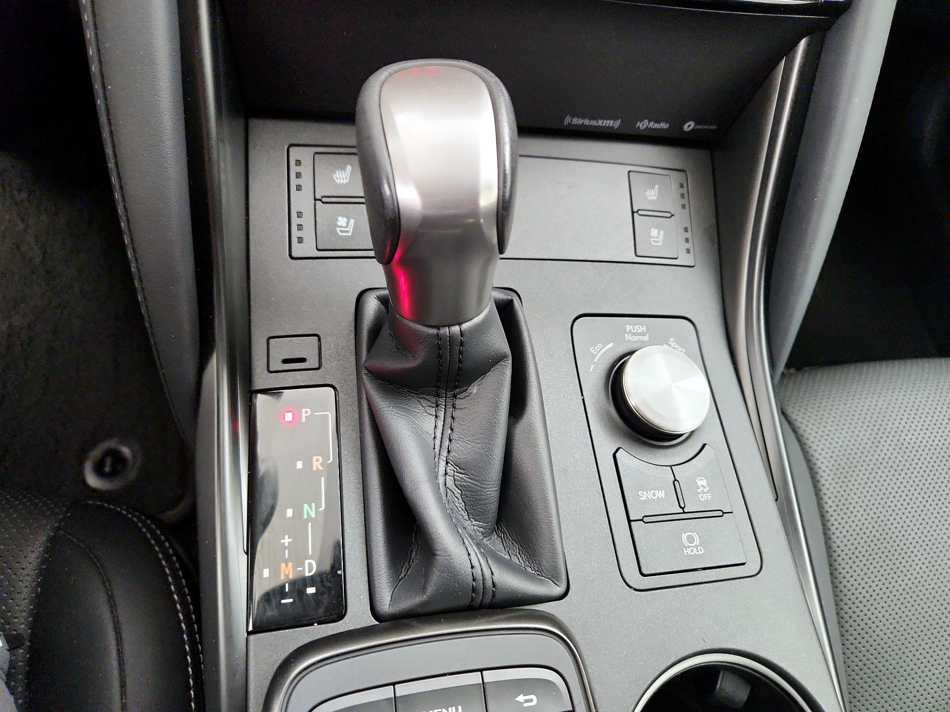 Thumbnail: 2022 Lexus IS - 17