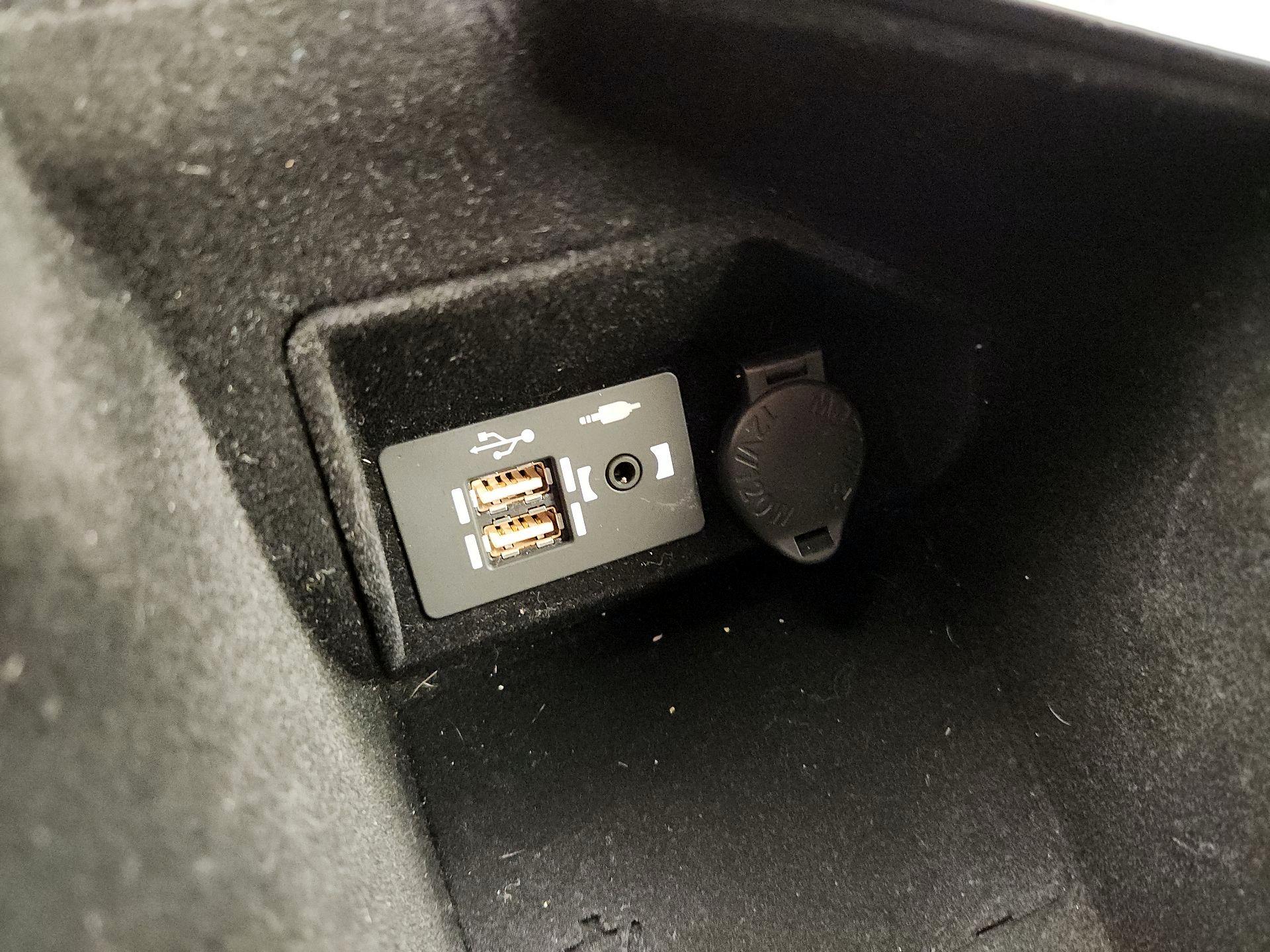 Thumbnail: 2022 Lexus IS - 18