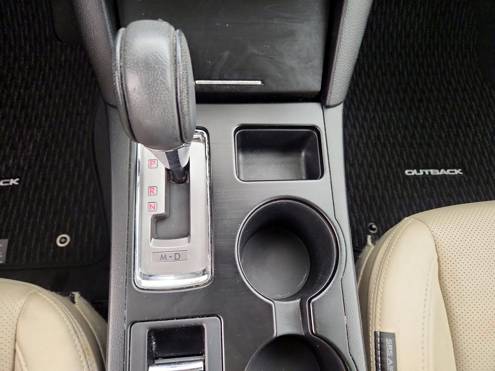 Thumbnail: 2017 Subaru Outback - 18