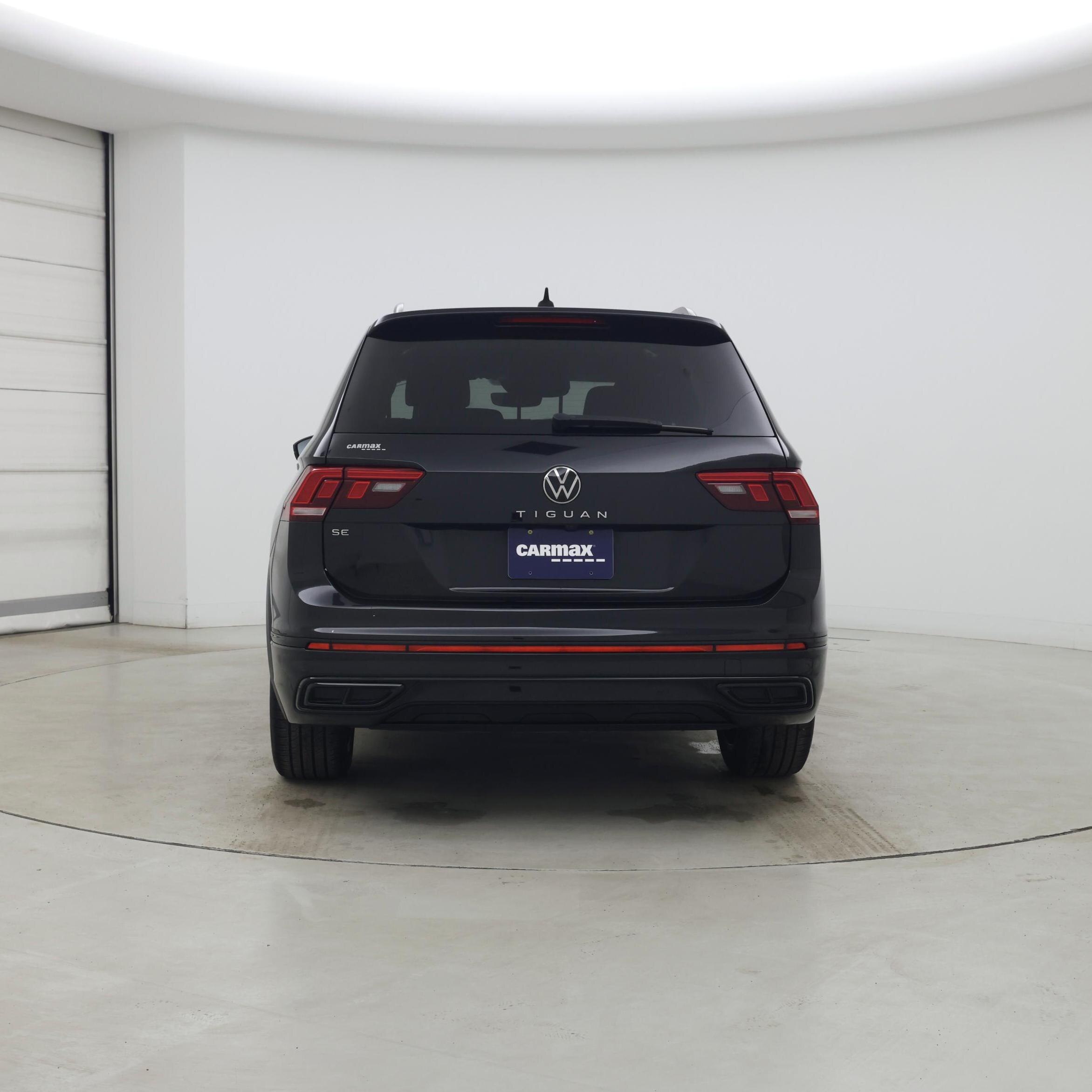 Thumbnail: 2023 Volkswagen Tiguan - 6