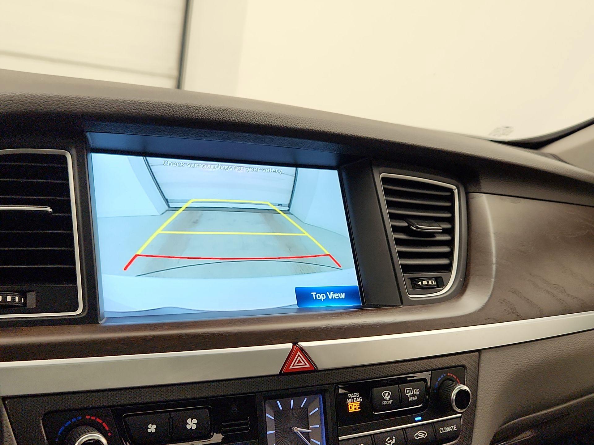 Thumbnail: 2017 Genesis G80 - 15