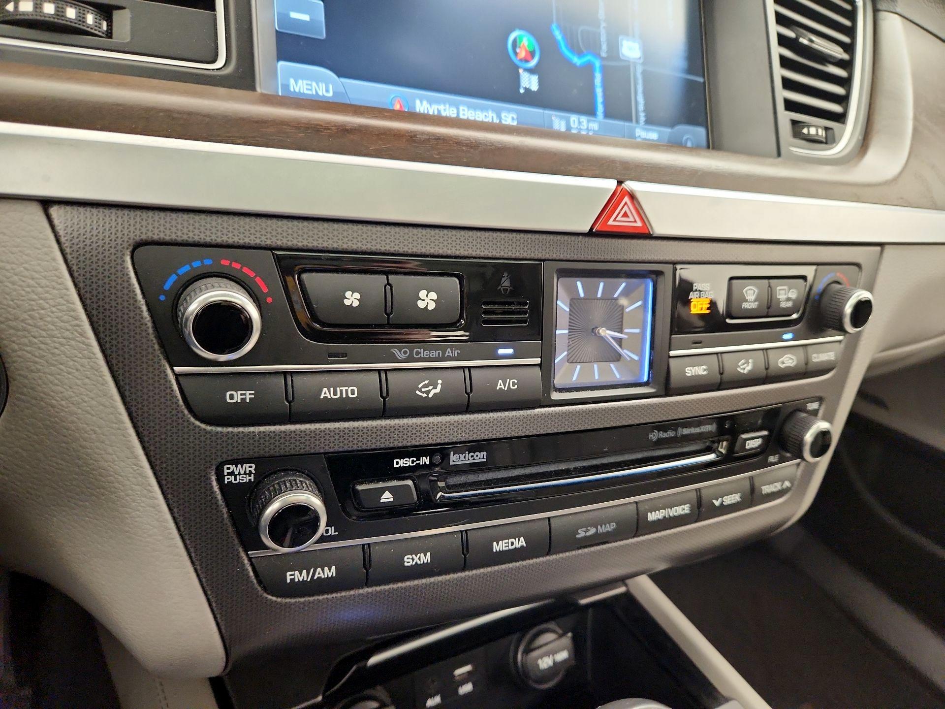 Thumbnail: 2017 Genesis G80 - 17