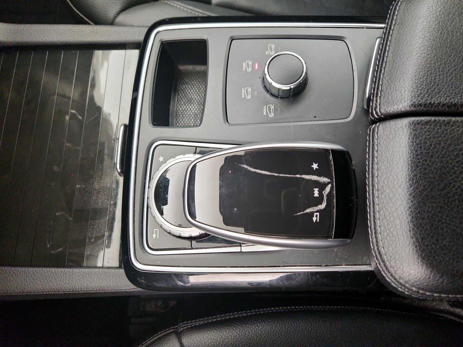 Thumbnail: 2018 Mercedes-Benz GLE - 17