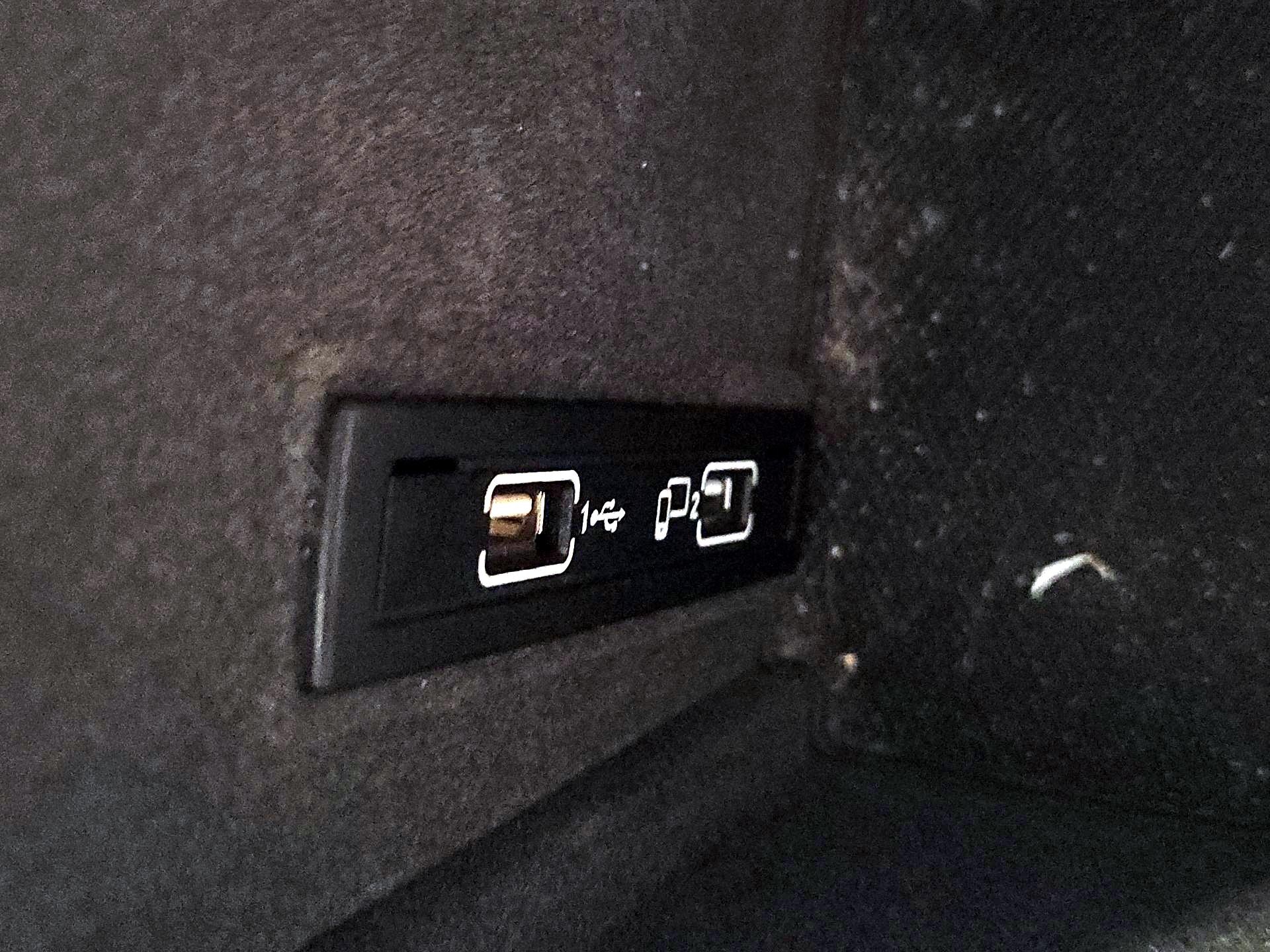 Thumbnail: 2018 Mercedes-Benz GLE - 18