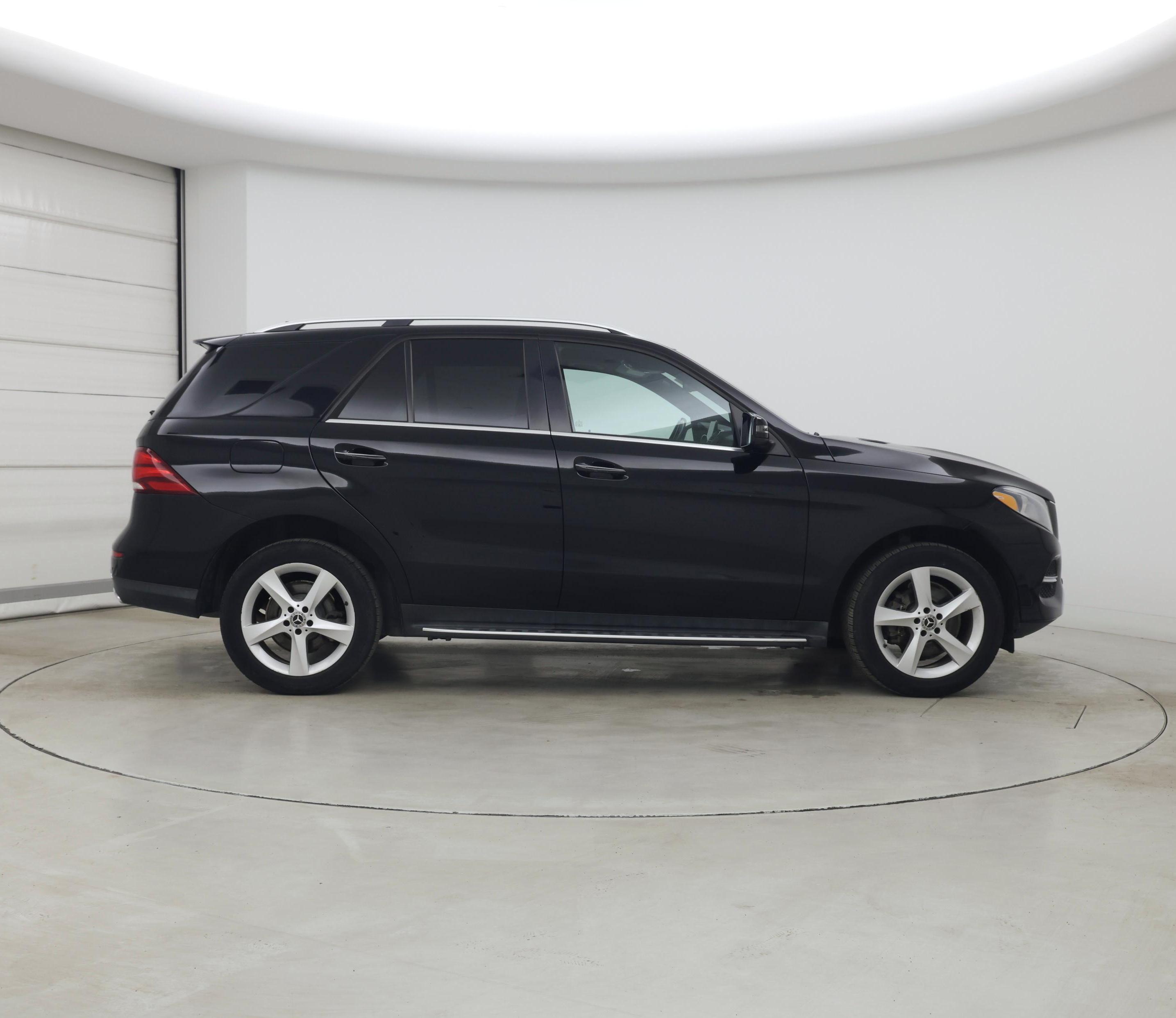 Thumbnail: 2018 Mercedes-Benz GLE - 7