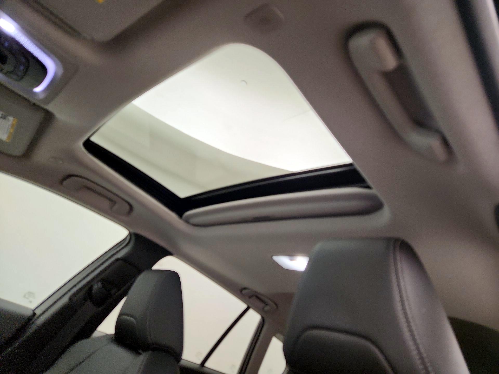 Thumbnail: 2025 Toyota Corolla Cross - 19