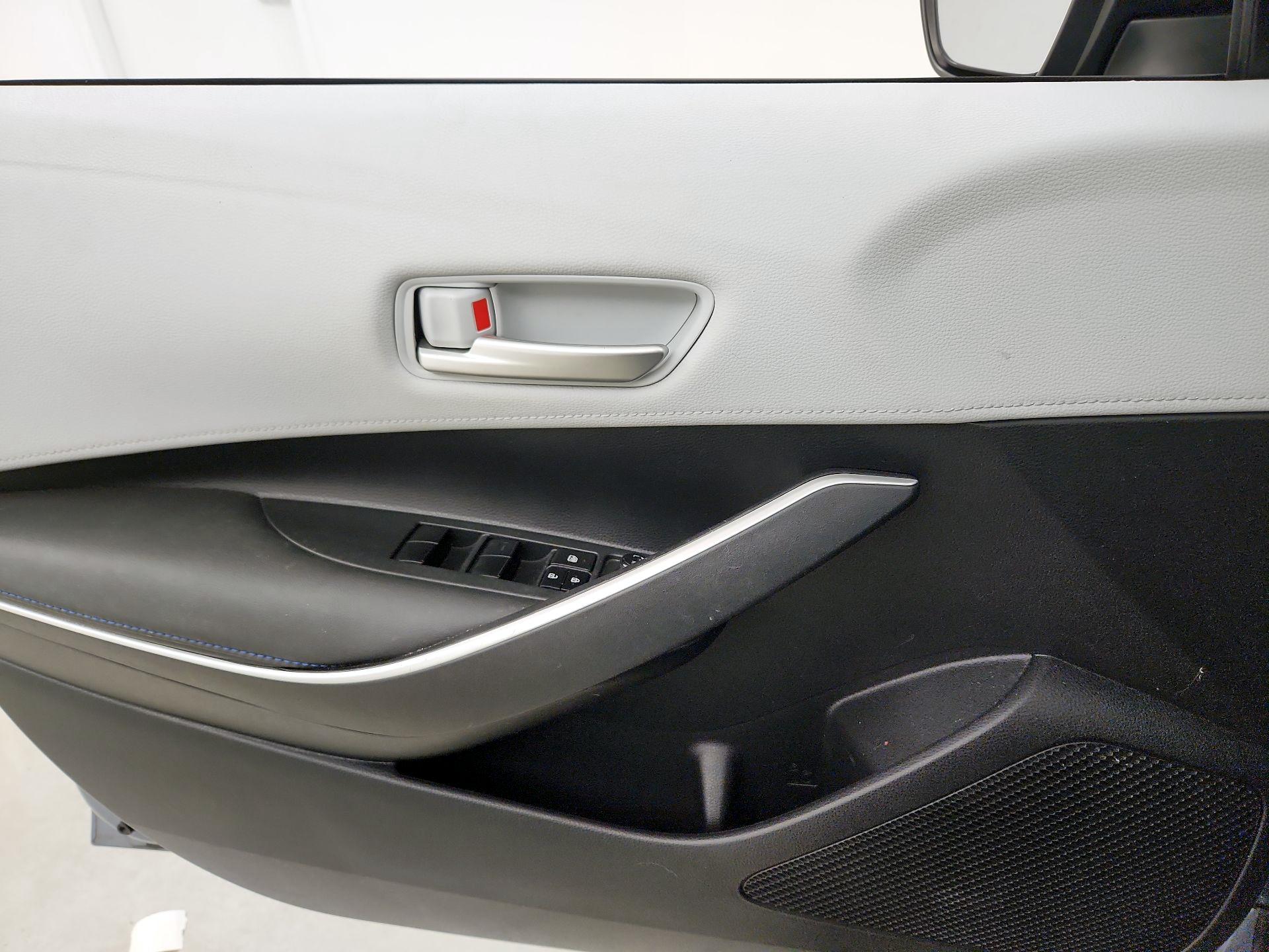 Thumbnail: 2020 Toyota Corolla - 12