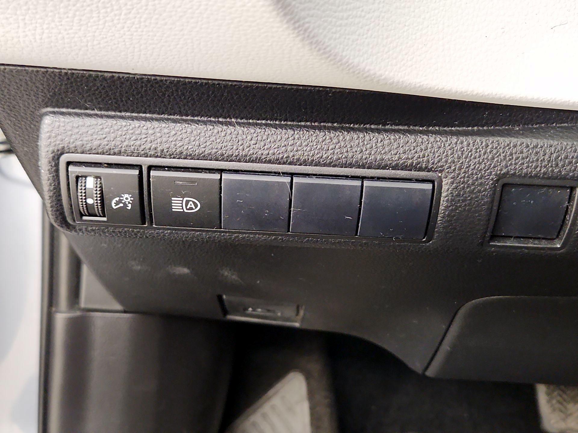 Thumbnail: 2020 Toyota Corolla - 13