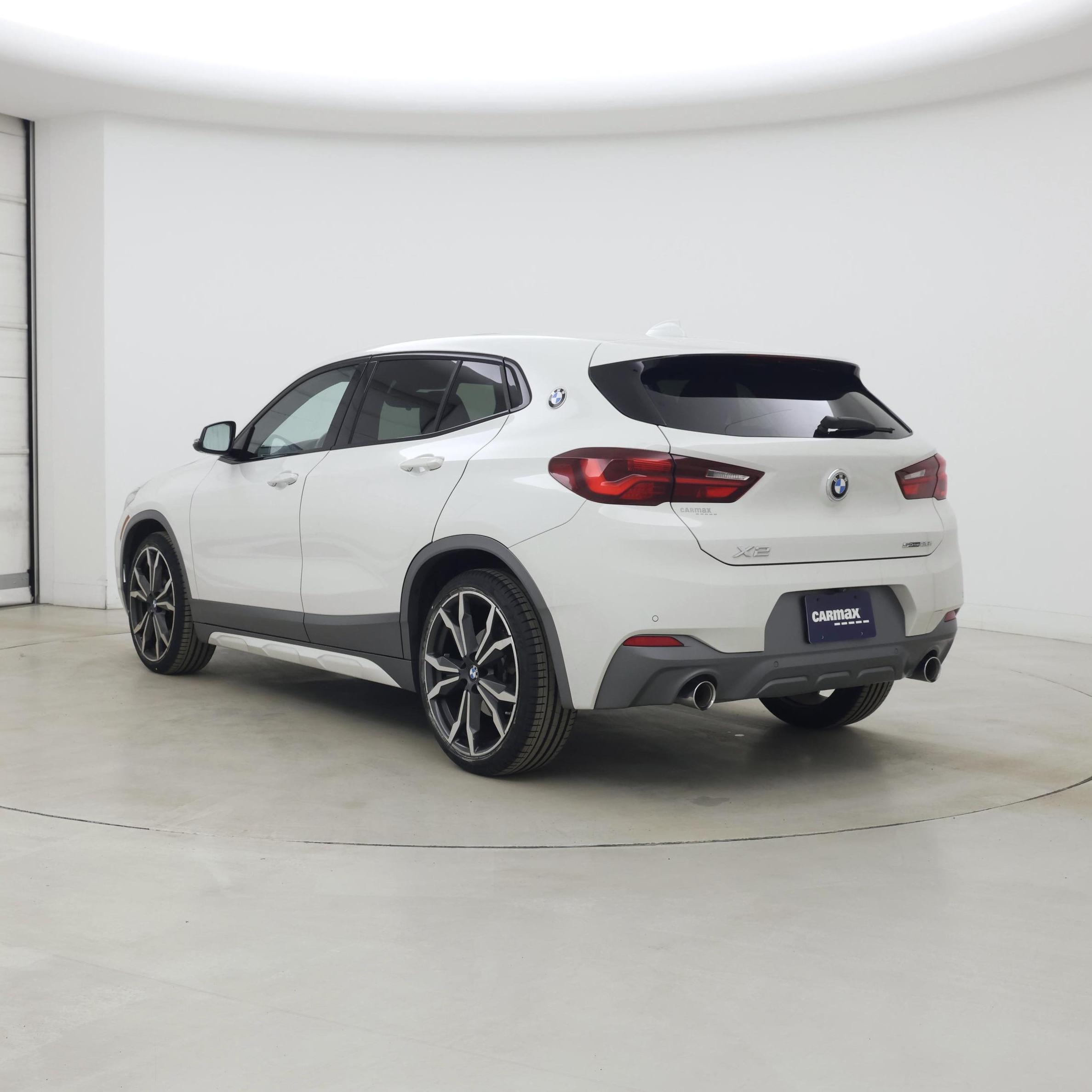 Thumbnail: 2022 BMW X2 - 2