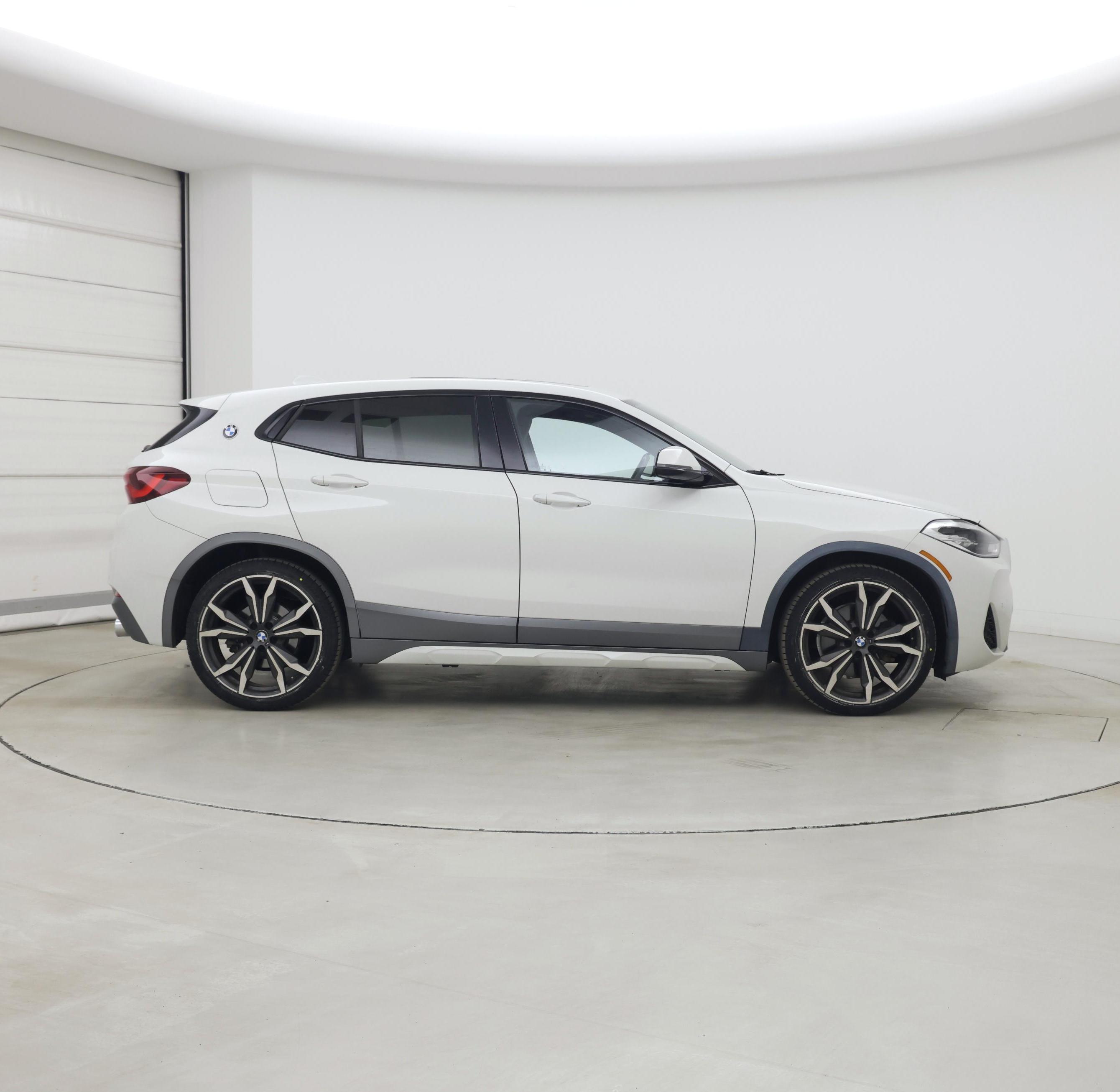 Thumbnail: 2022 BMW X2 - 7