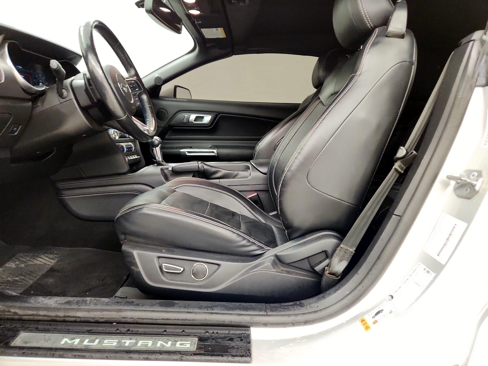 Thumbnail: 2019 Ford Mustang - 9