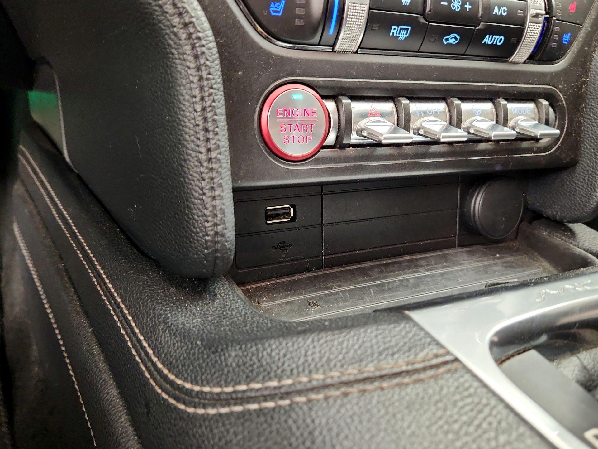 Thumbnail: 2019 Ford Mustang - 17