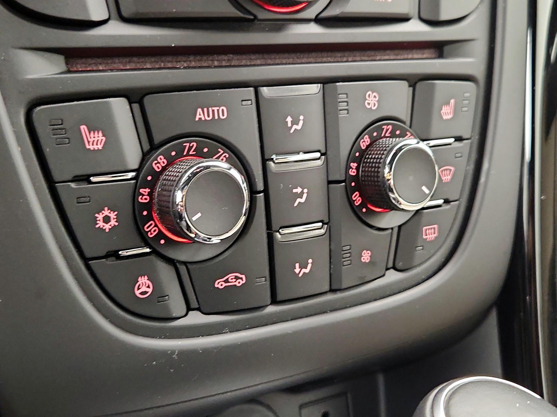 Thumbnail: 2018 Buick Cascada - 15