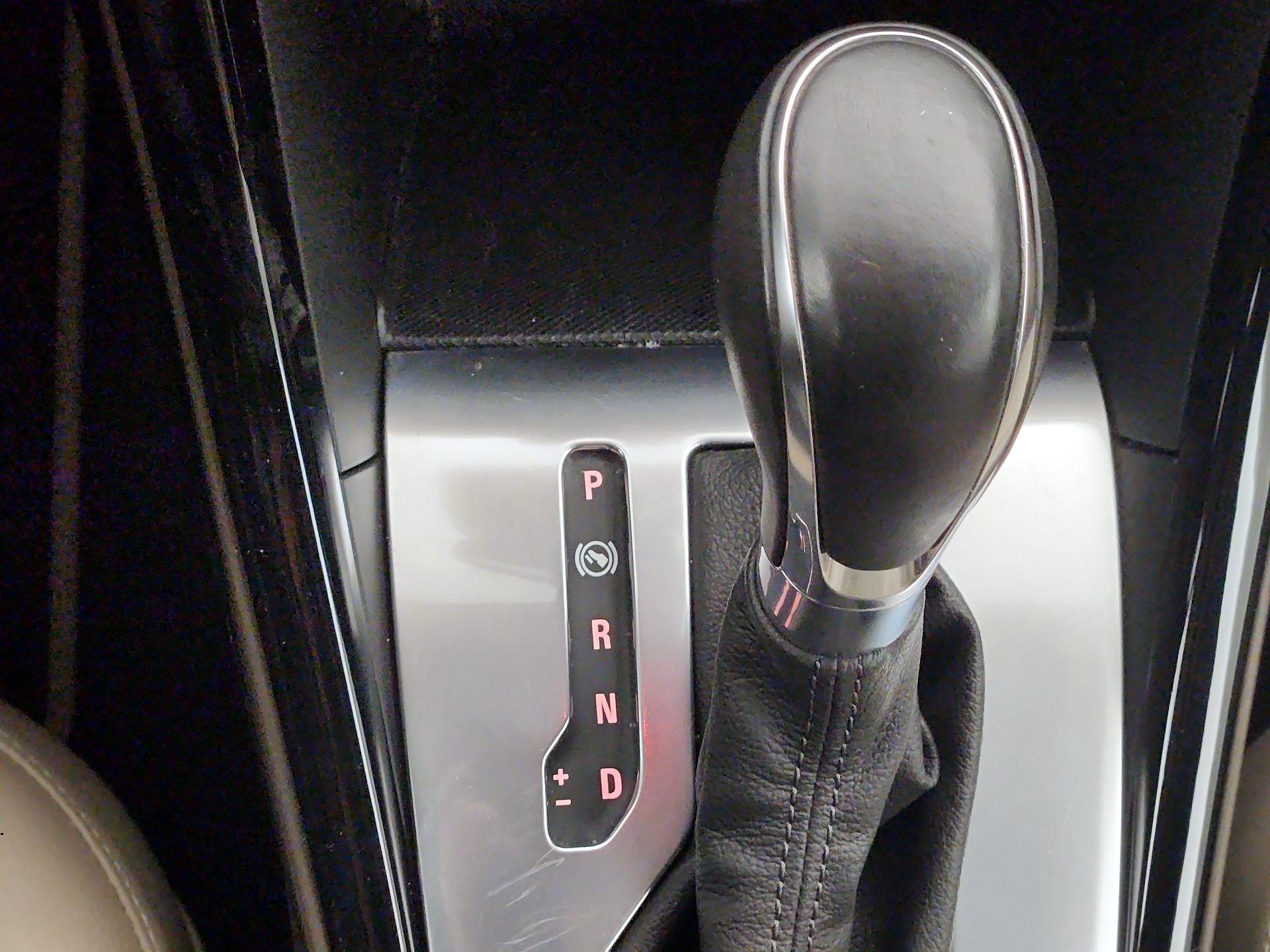 Thumbnail: 2018 Buick Cascada - 16