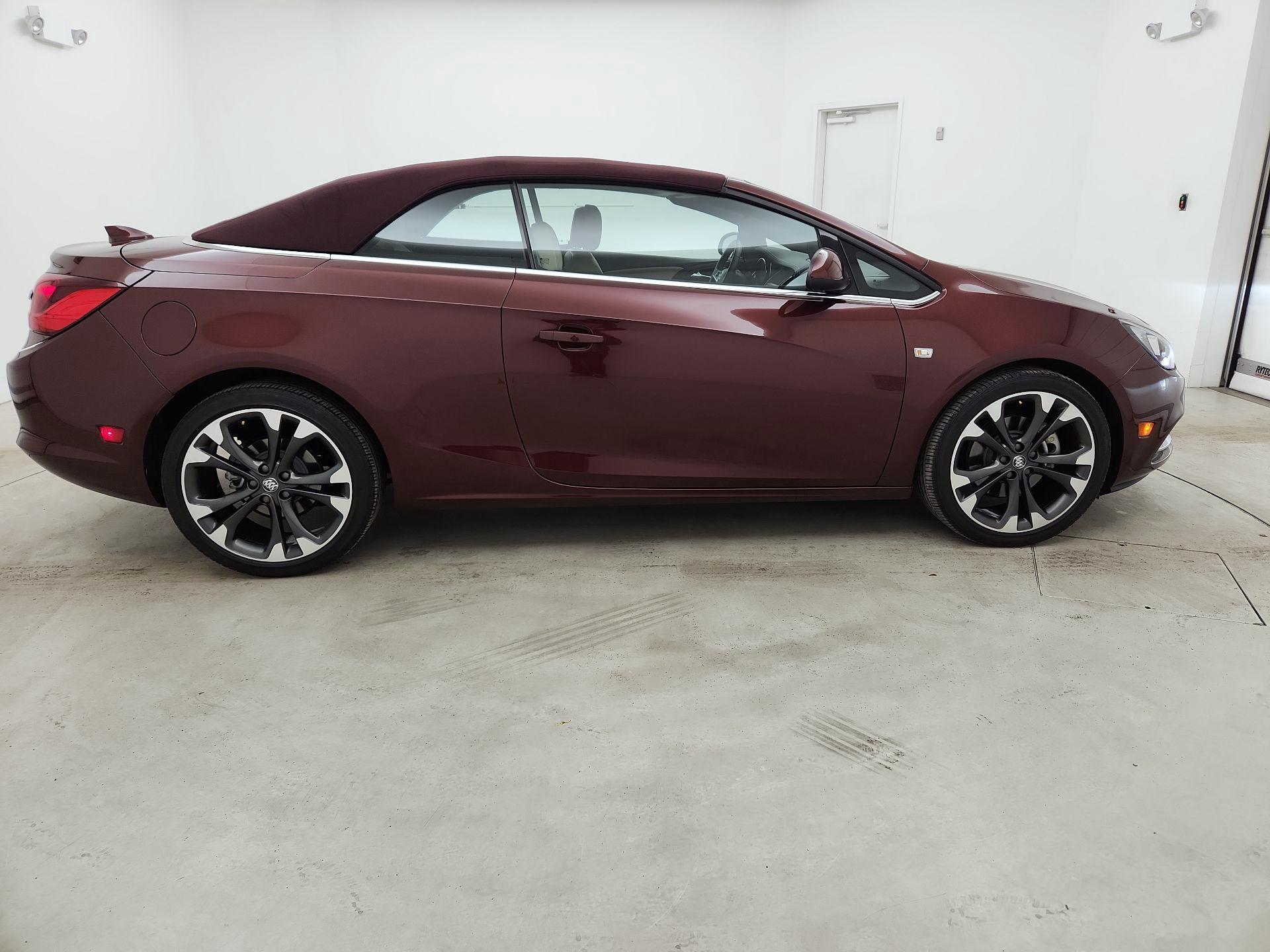 Thumbnail: 2018 Buick Cascada - 4