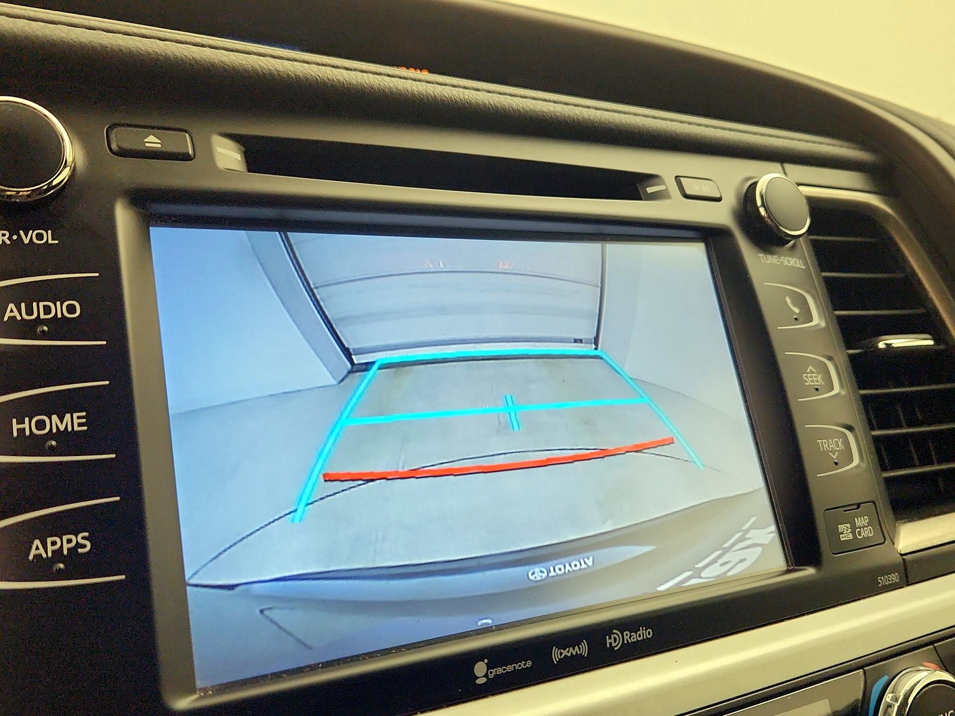 Thumbnail: 2019 Toyota Highlander - 14