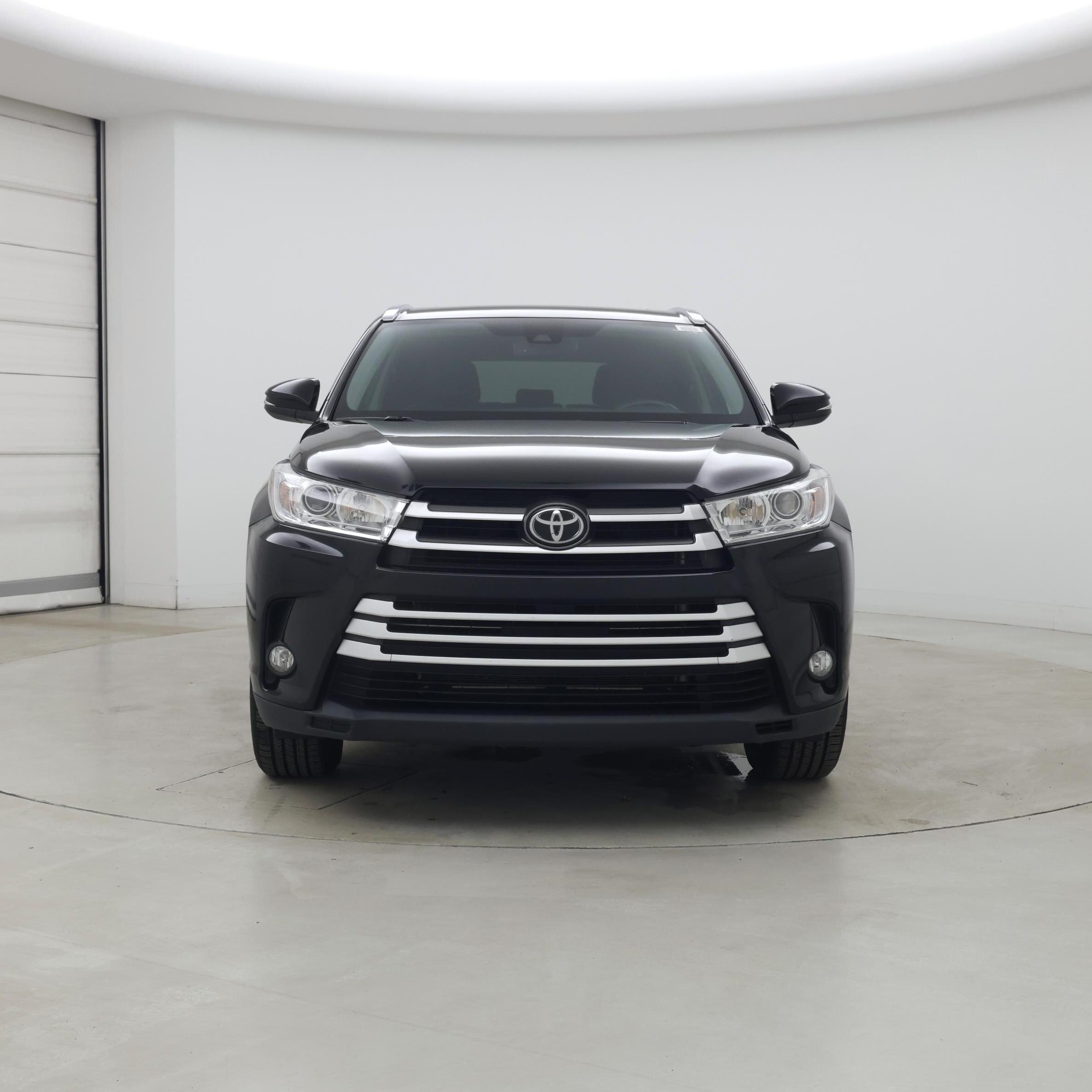 Thumbnail: 2019 Toyota Highlander - 5