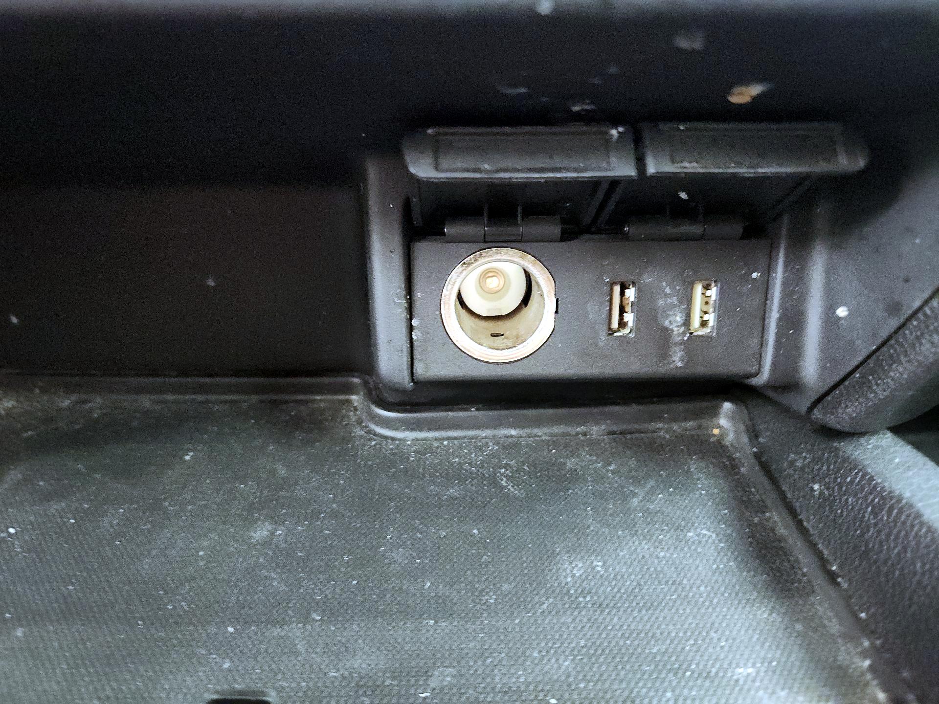 Thumbnail: 2016 Honda Pilot - 19