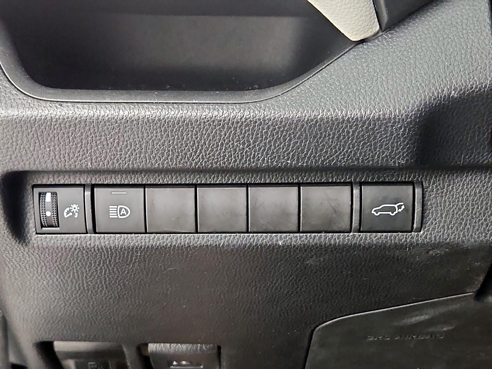 Thumbnail: 2023 Toyota RAV4 - 13