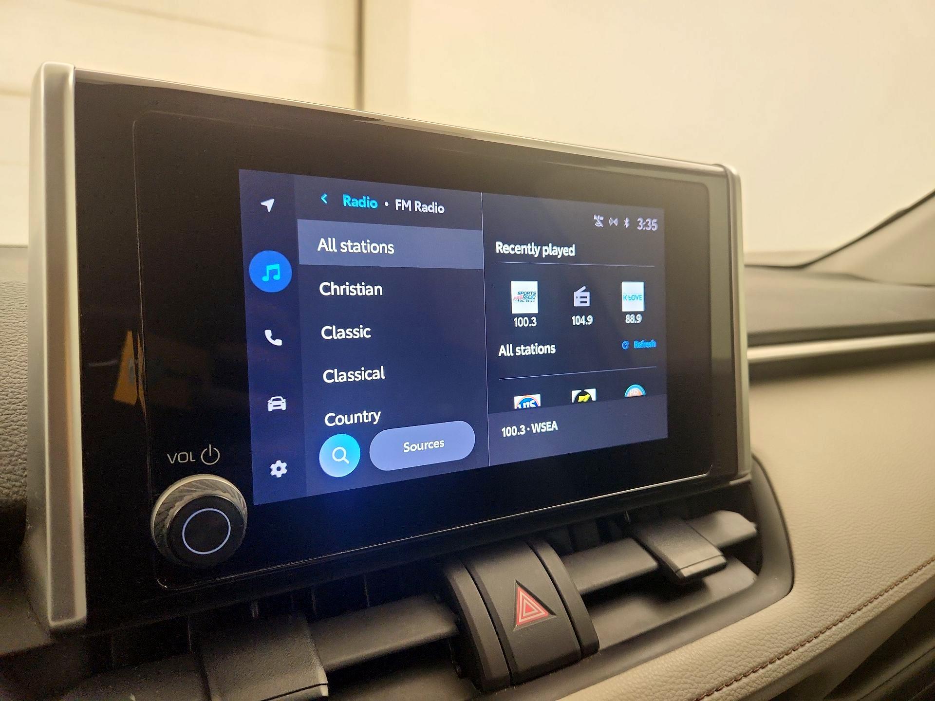 Thumbnail: 2023 Toyota RAV4 - 15