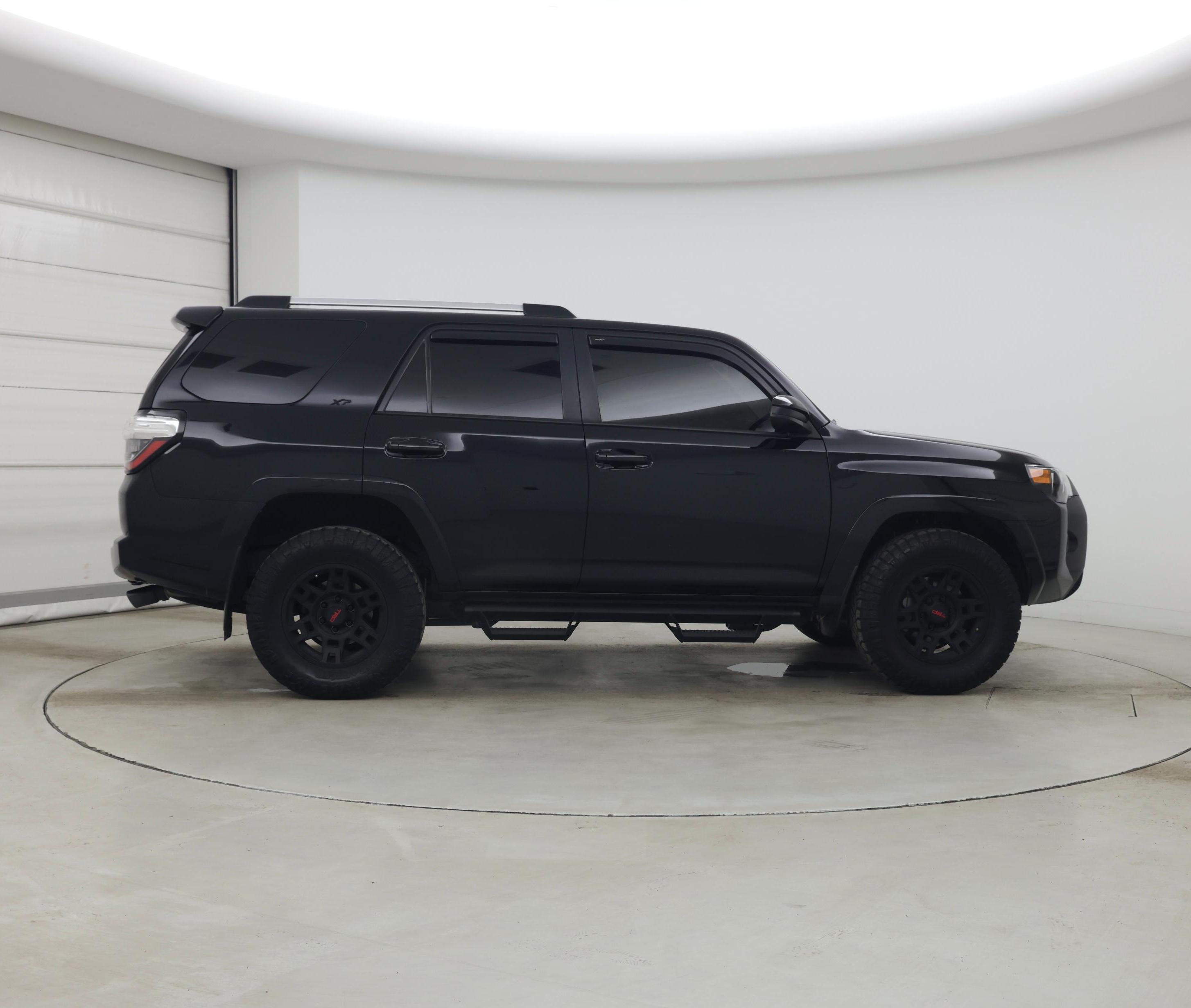 Thumbnail: 2023 Toyota 4Runner - 7