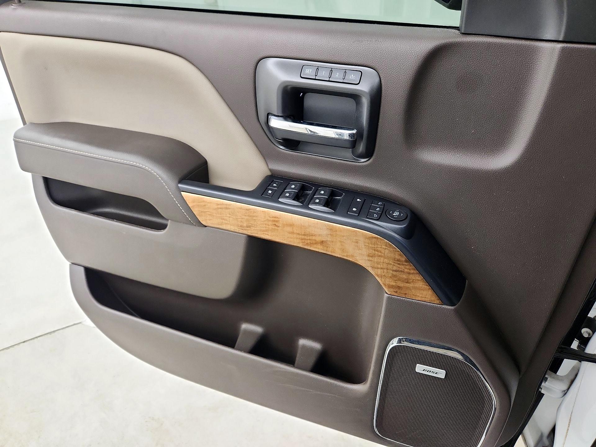 Thumbnail: 2018 Chevrolet Silverado 1500 - 12