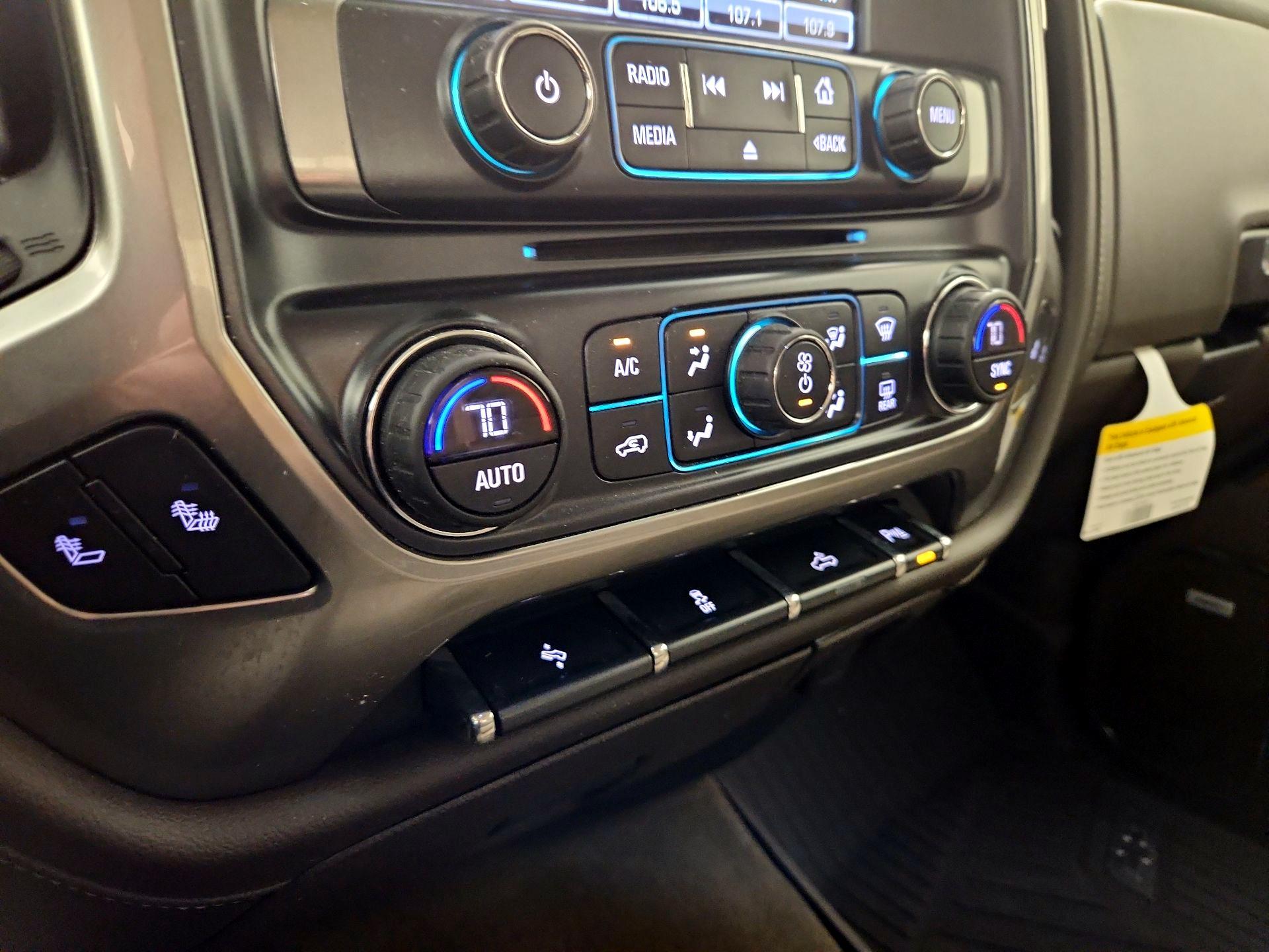 Thumbnail: 2018 Chevrolet Silverado 1500 - 17