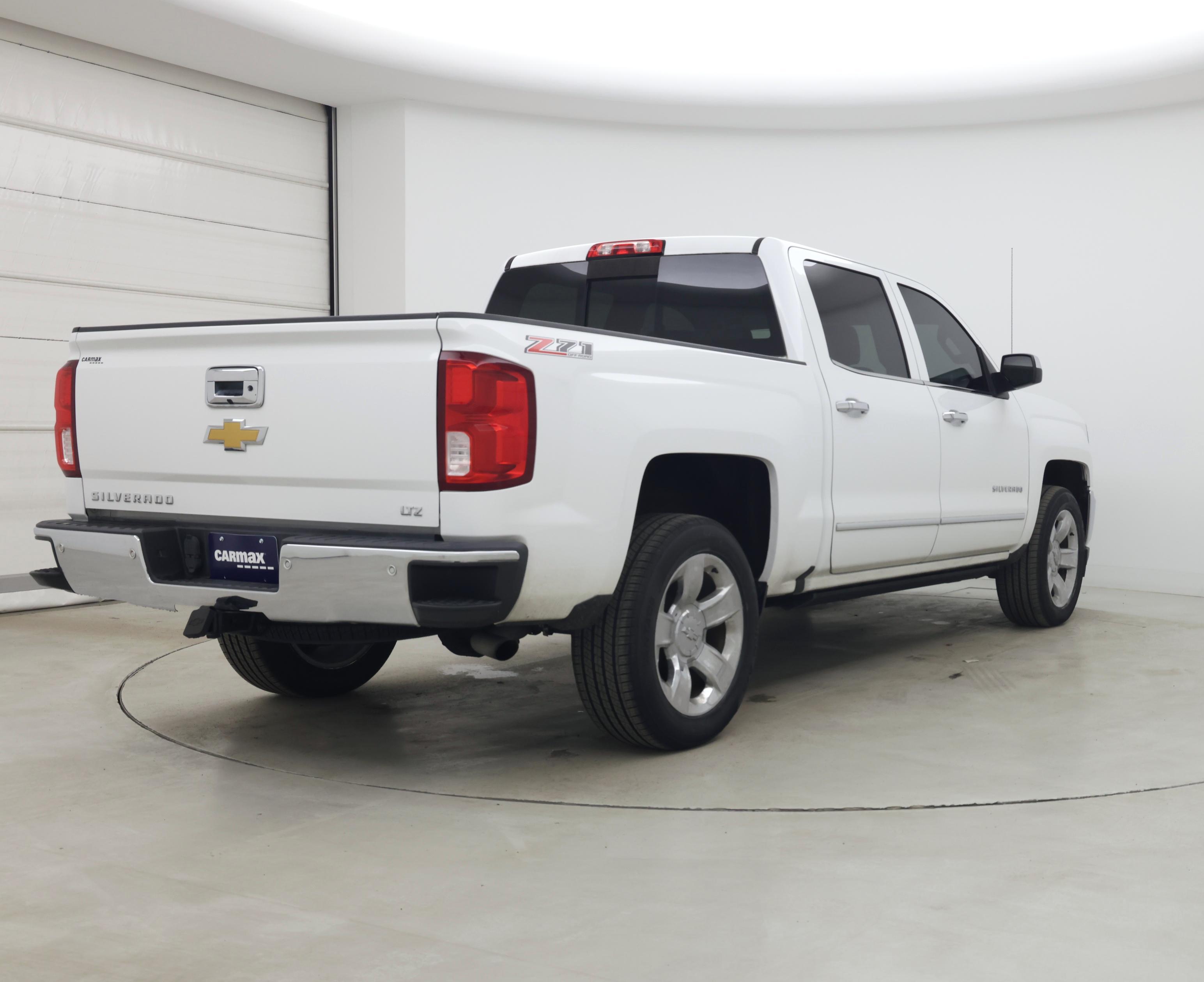 Thumbnail: 2018 Chevrolet Silverado 1500 - 8