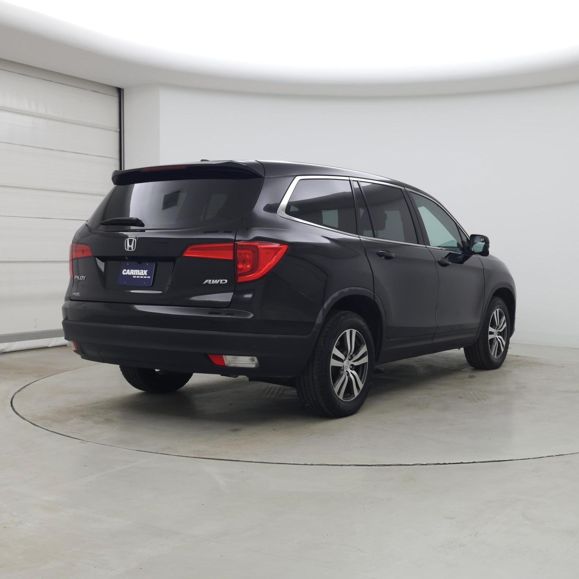 Thumbnail: 2018 Honda Pilot - 8