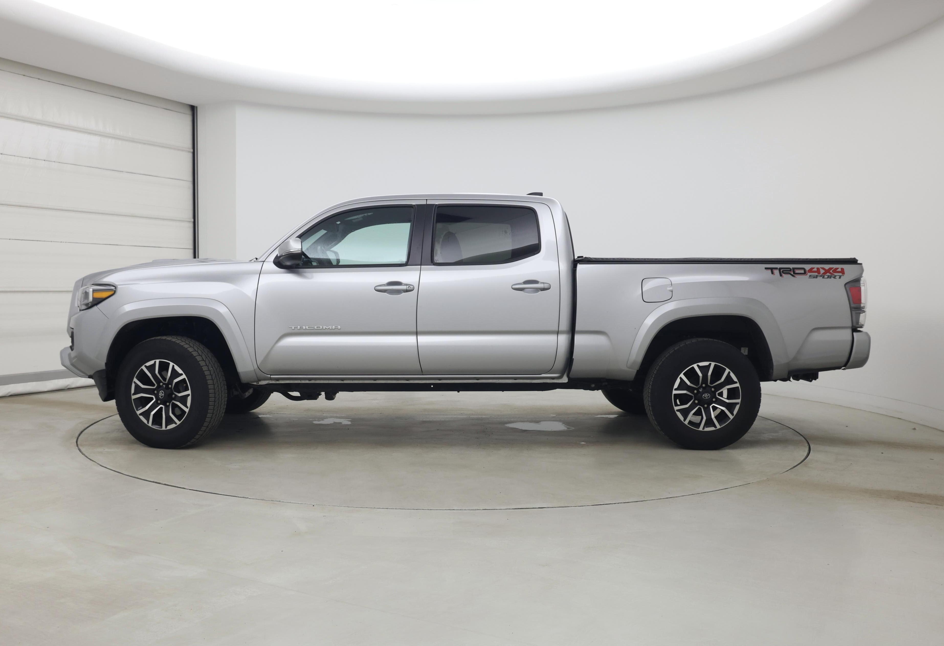 Thumbnail: 2023 Toyota Tacoma - 3