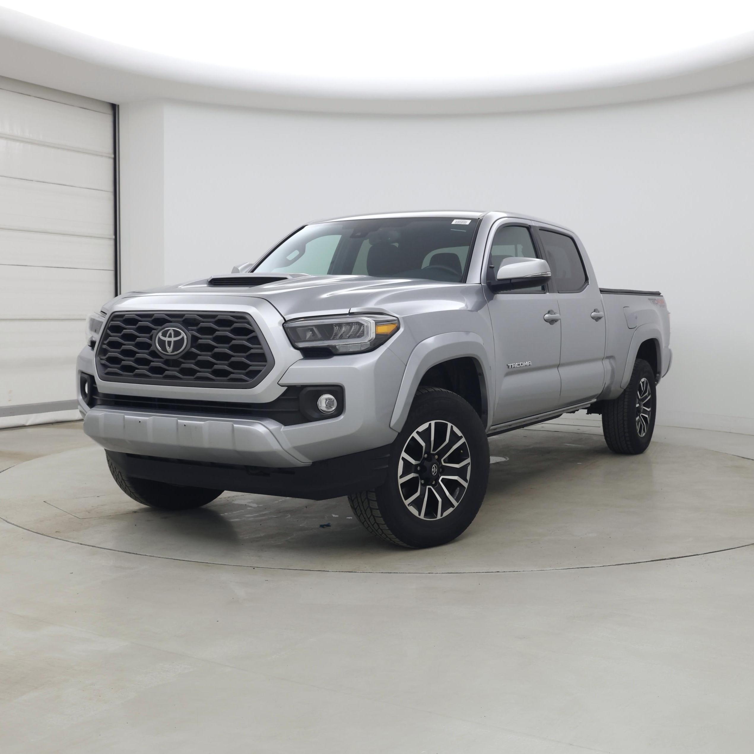 Thumbnail: 2023 Toyota Tacoma - 4