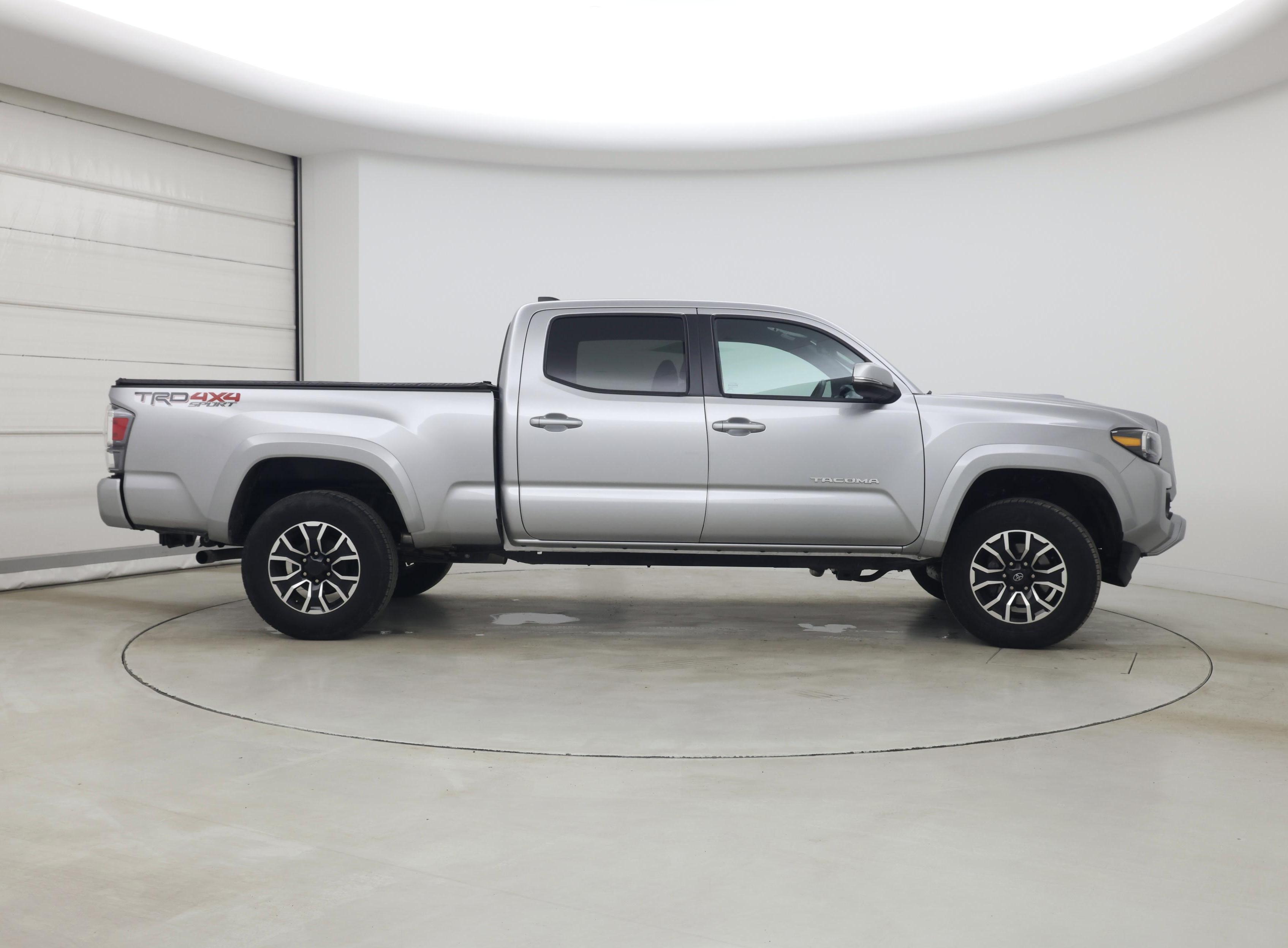 Thumbnail: 2023 Toyota Tacoma - 7