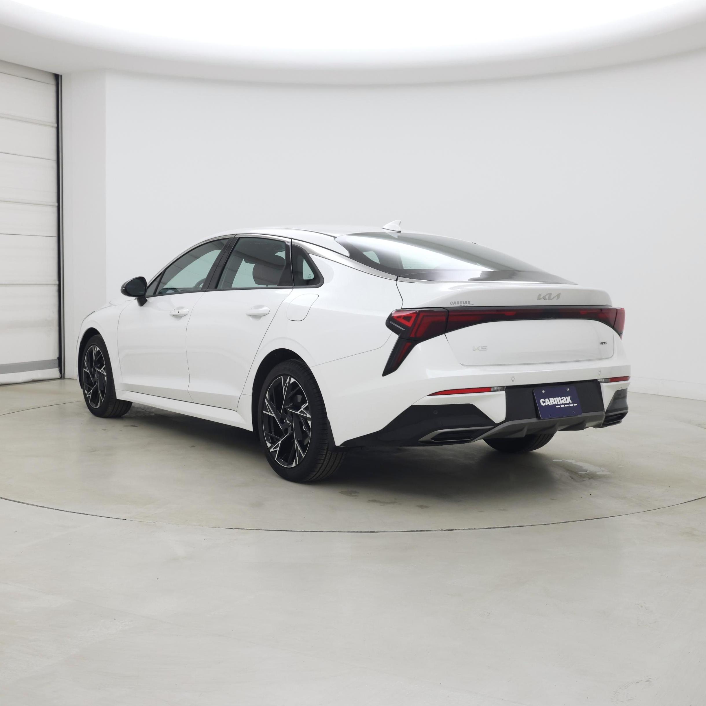 Thumbnail: 2026 Kia K5 - 2