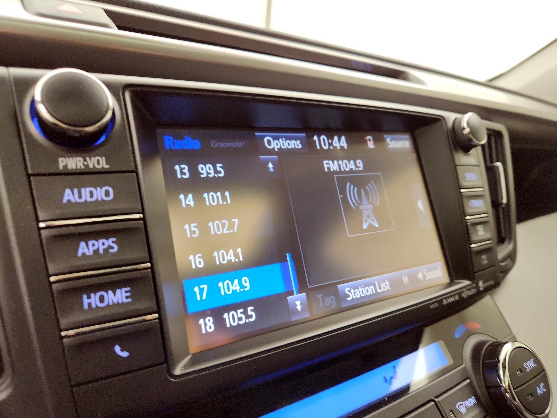 Thumbnail: 2018 Toyota RAV4 - 16