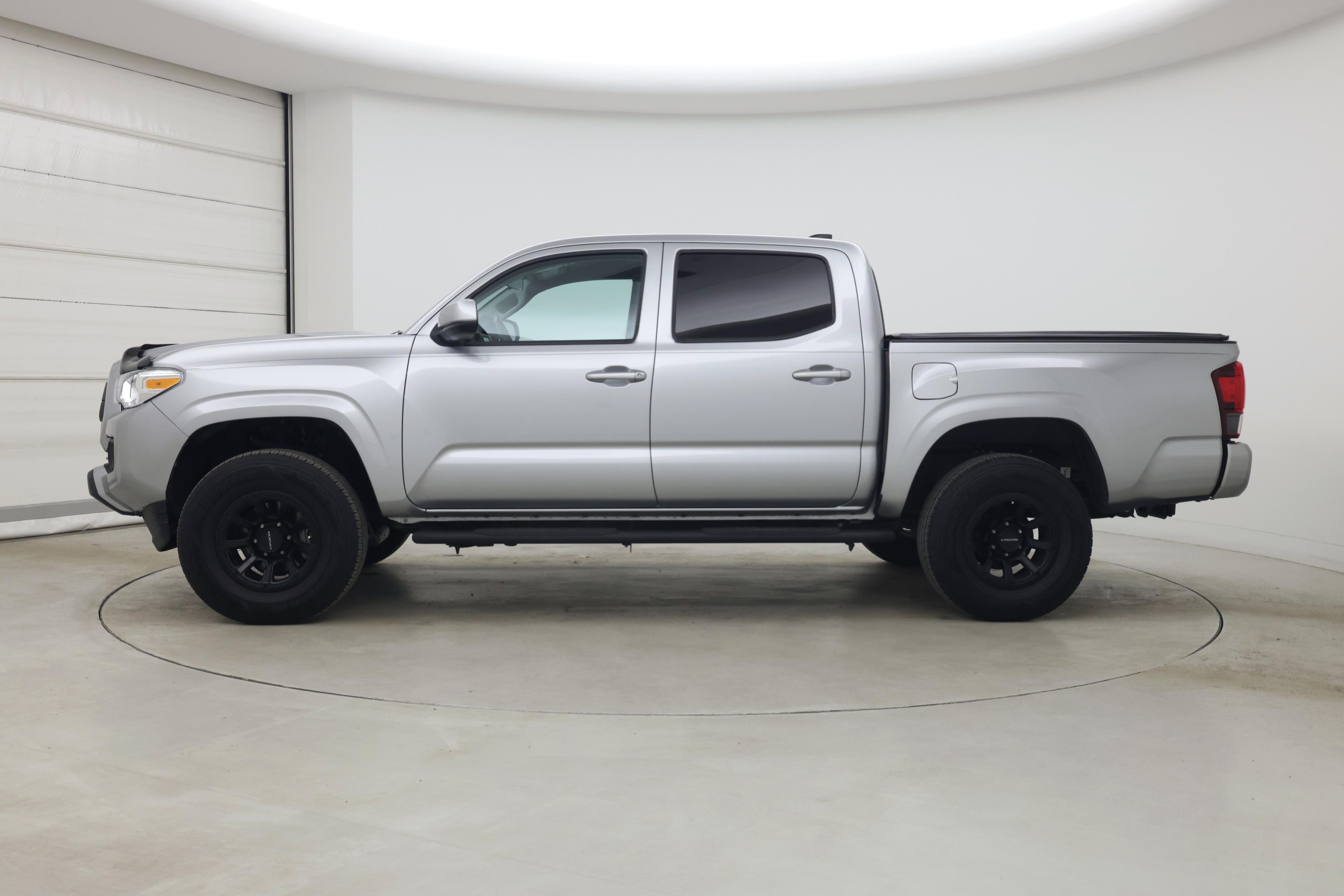 Thumbnail: 2023 Toyota Tacoma - 3