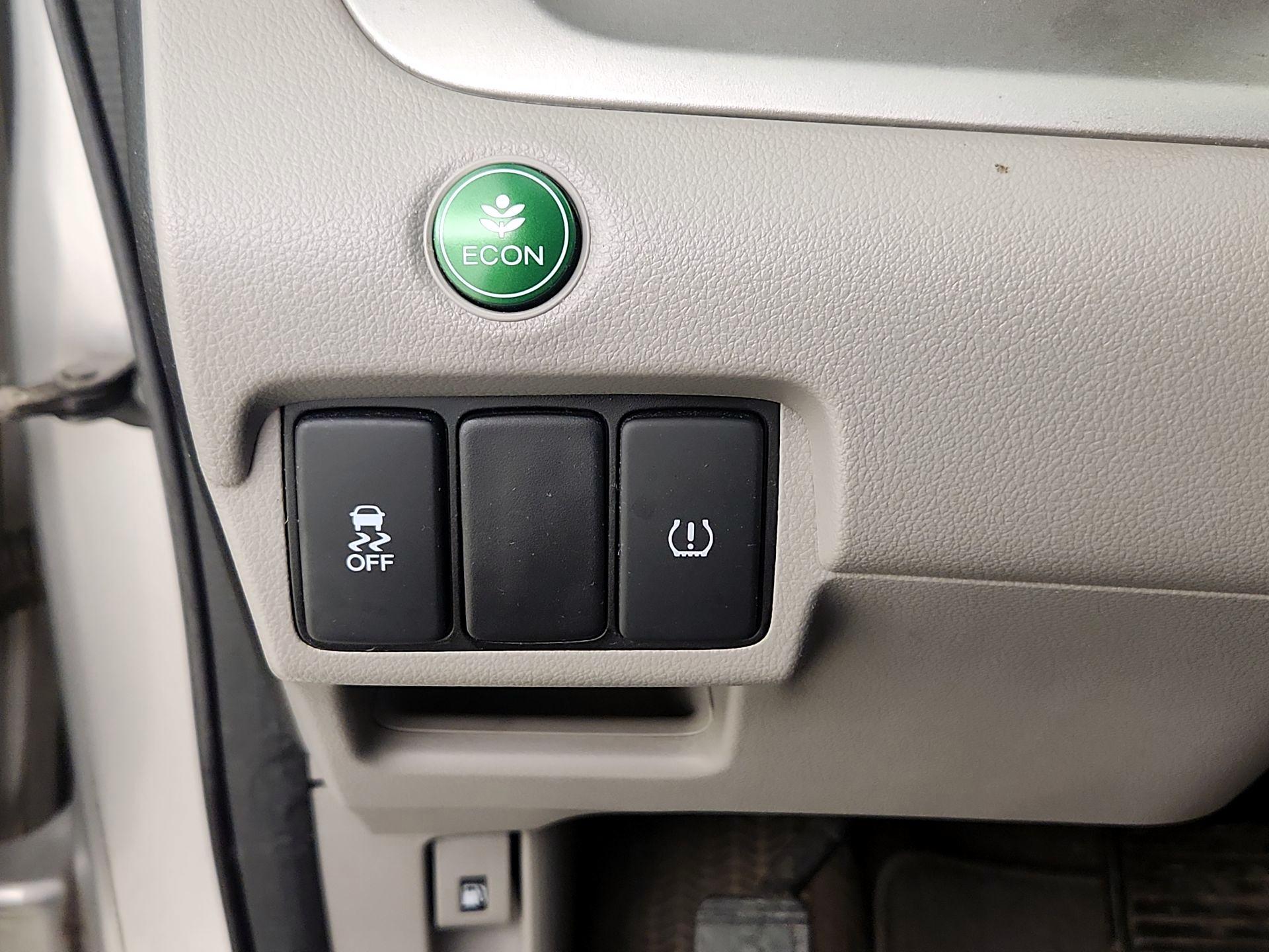 Thumbnail: 2014 Honda CR-V - 13