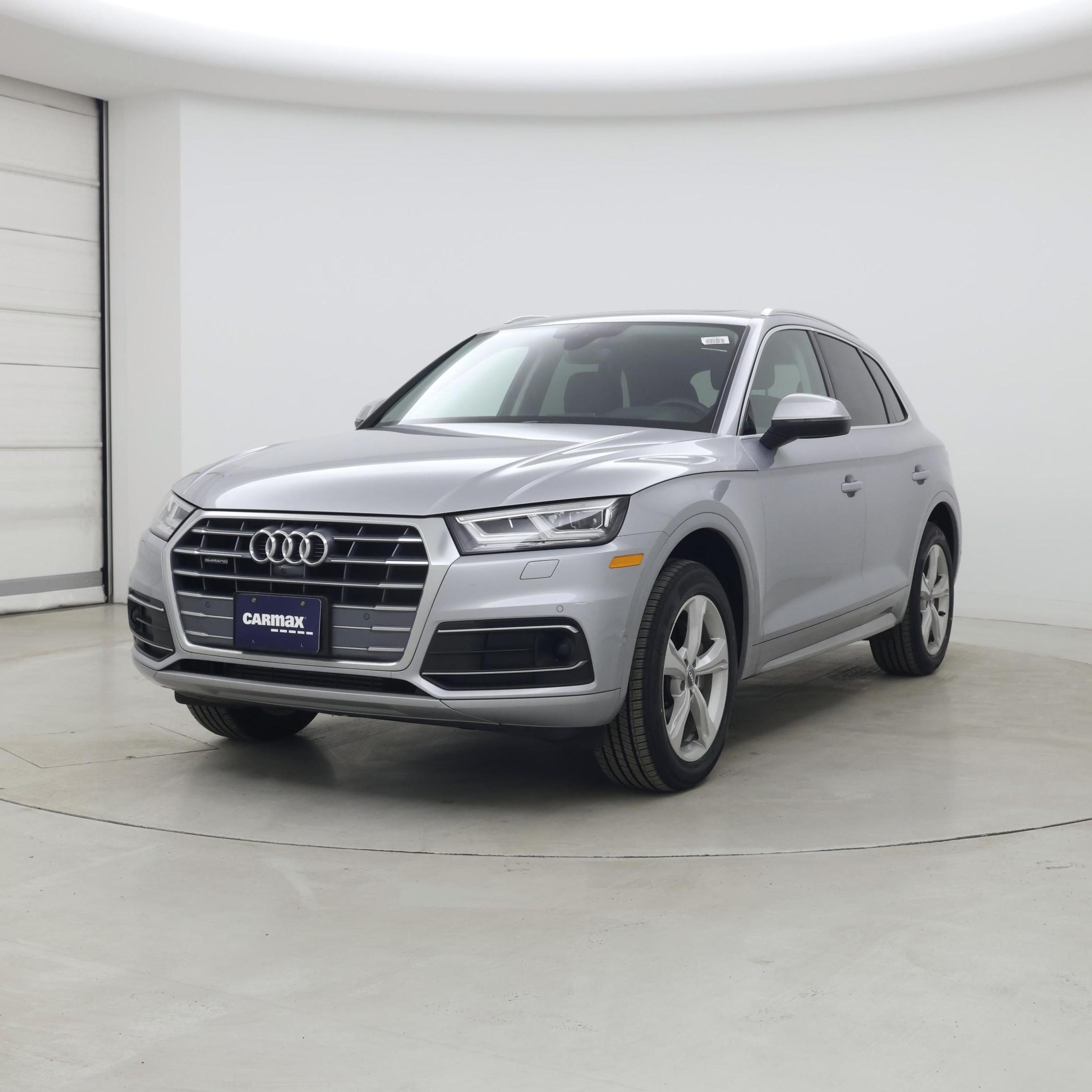 Thumbnail: 2020 Audi Q5 - 4