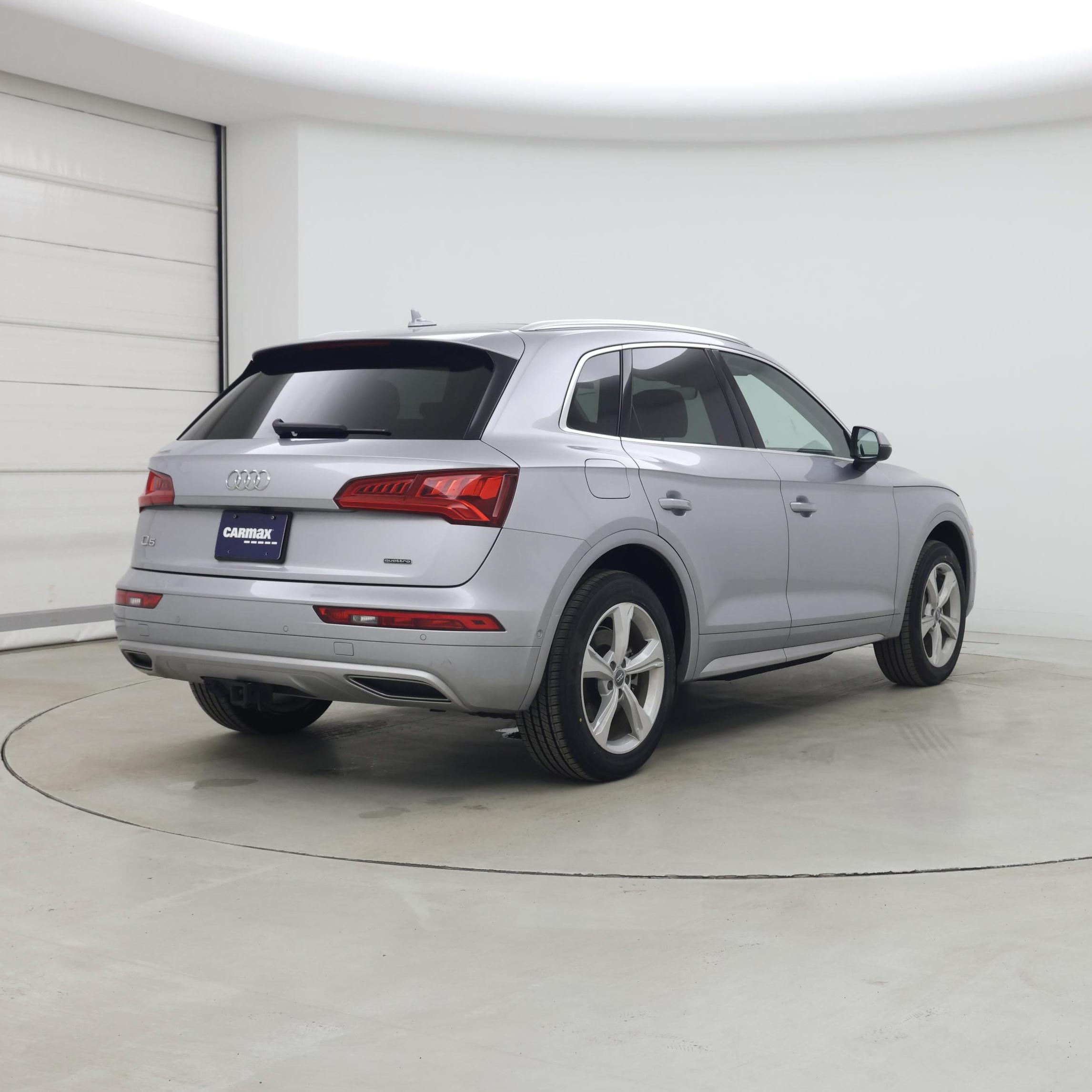 Thumbnail: 2020 Audi Q5 - 8