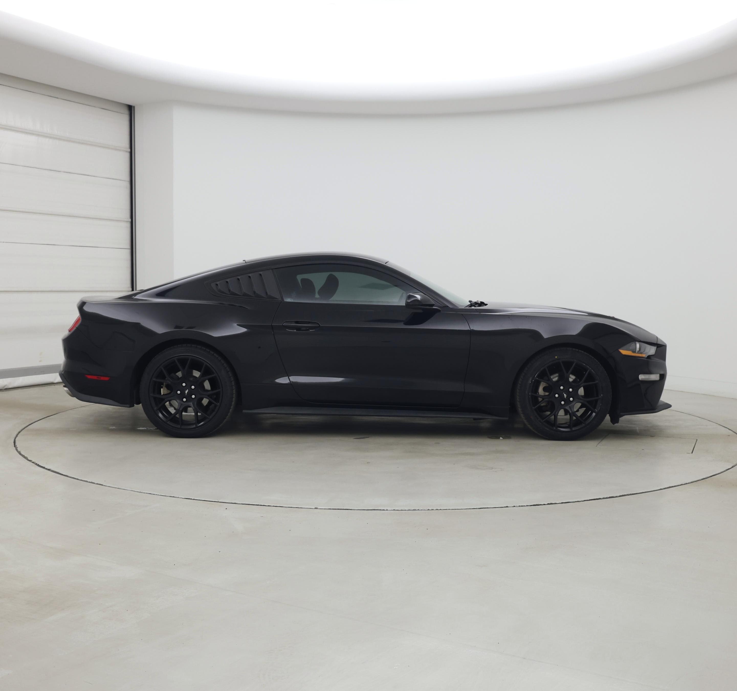 Thumbnail: 2018 Ford Mustang - 7