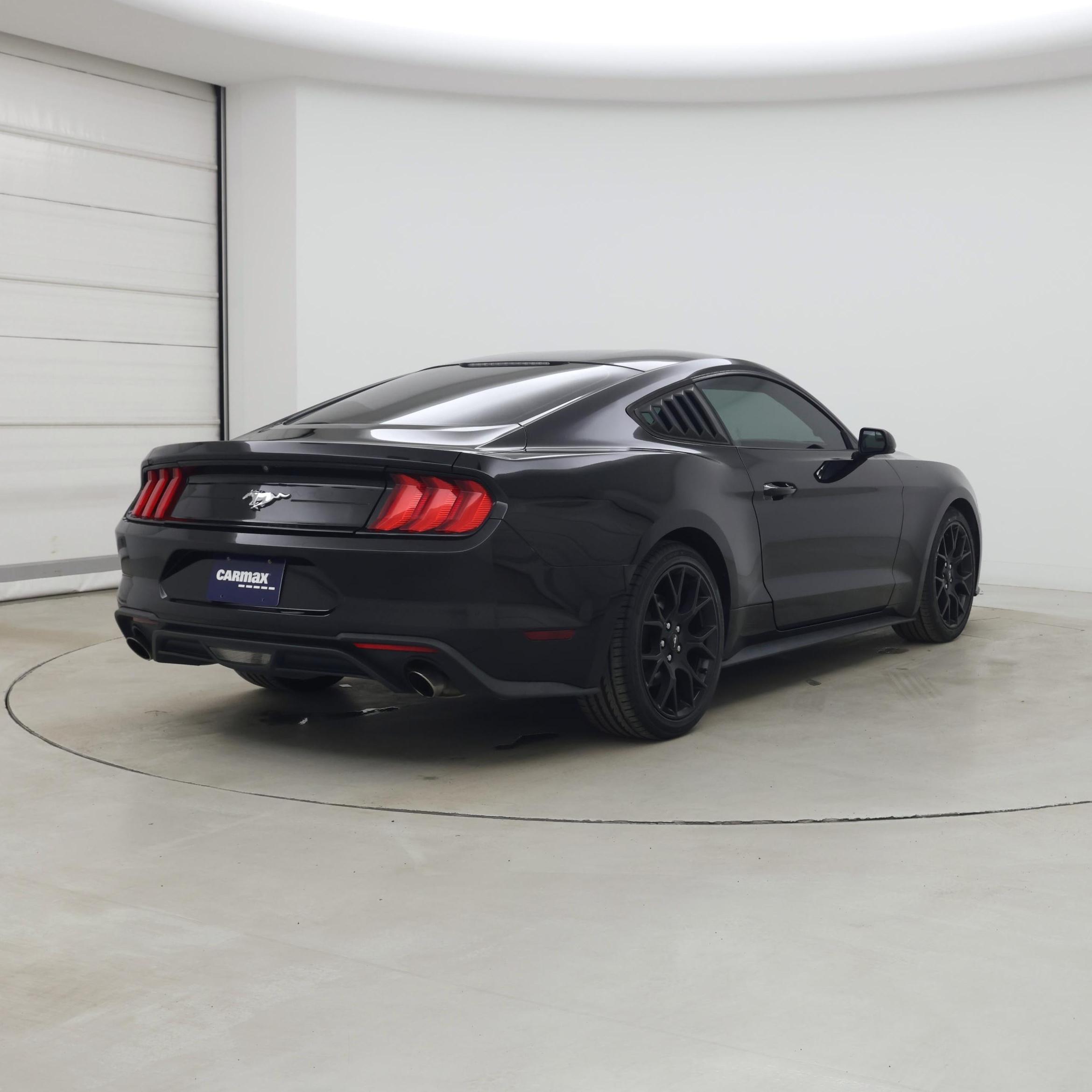 Thumbnail: 2018 Ford Mustang - 8