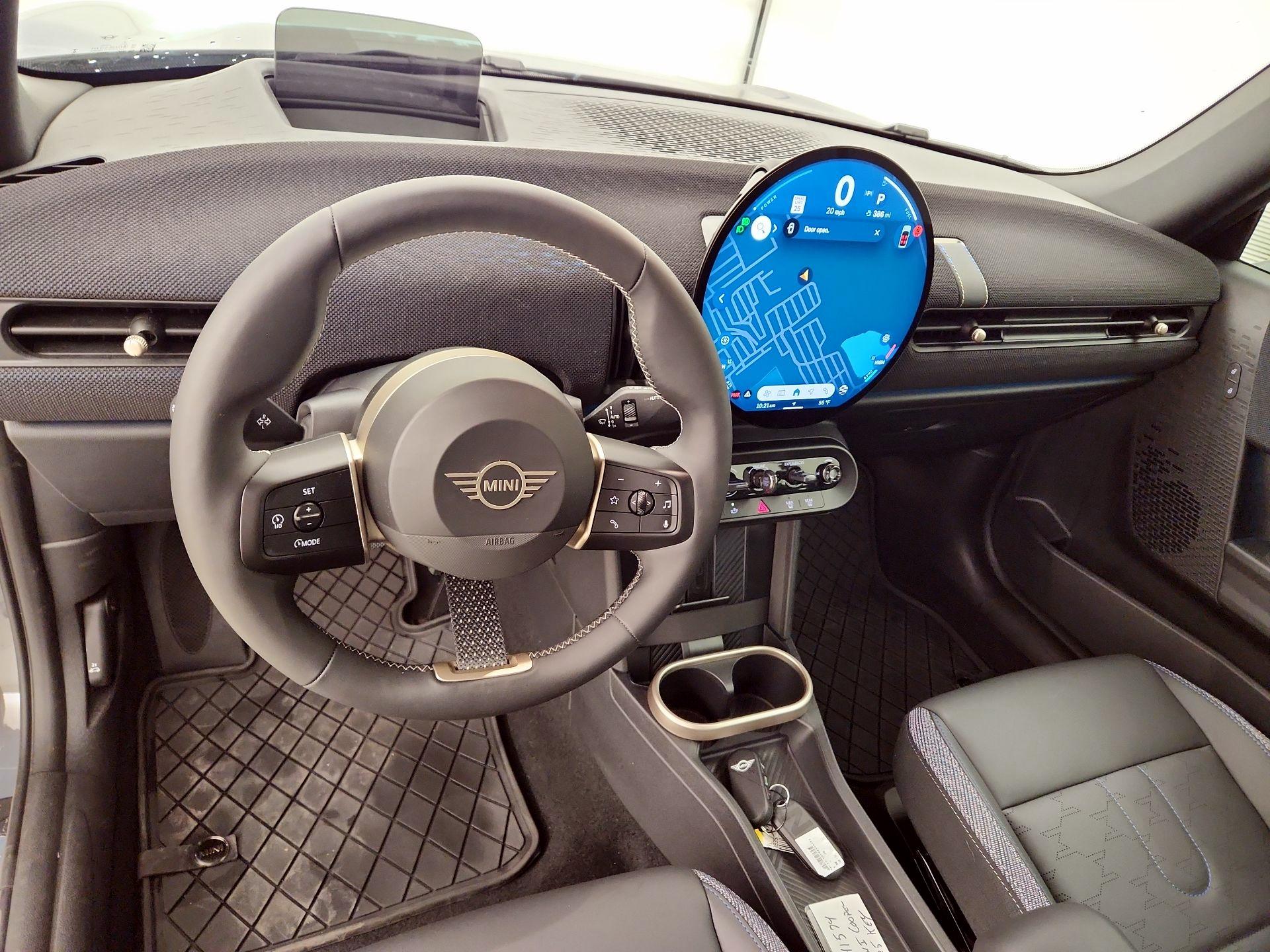 Thumbnail: 2025 MINI Cooper - 9