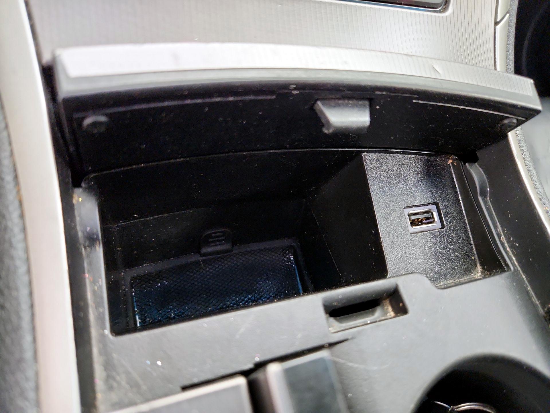 Thumbnail: 2017 Lincoln MKZ - 18