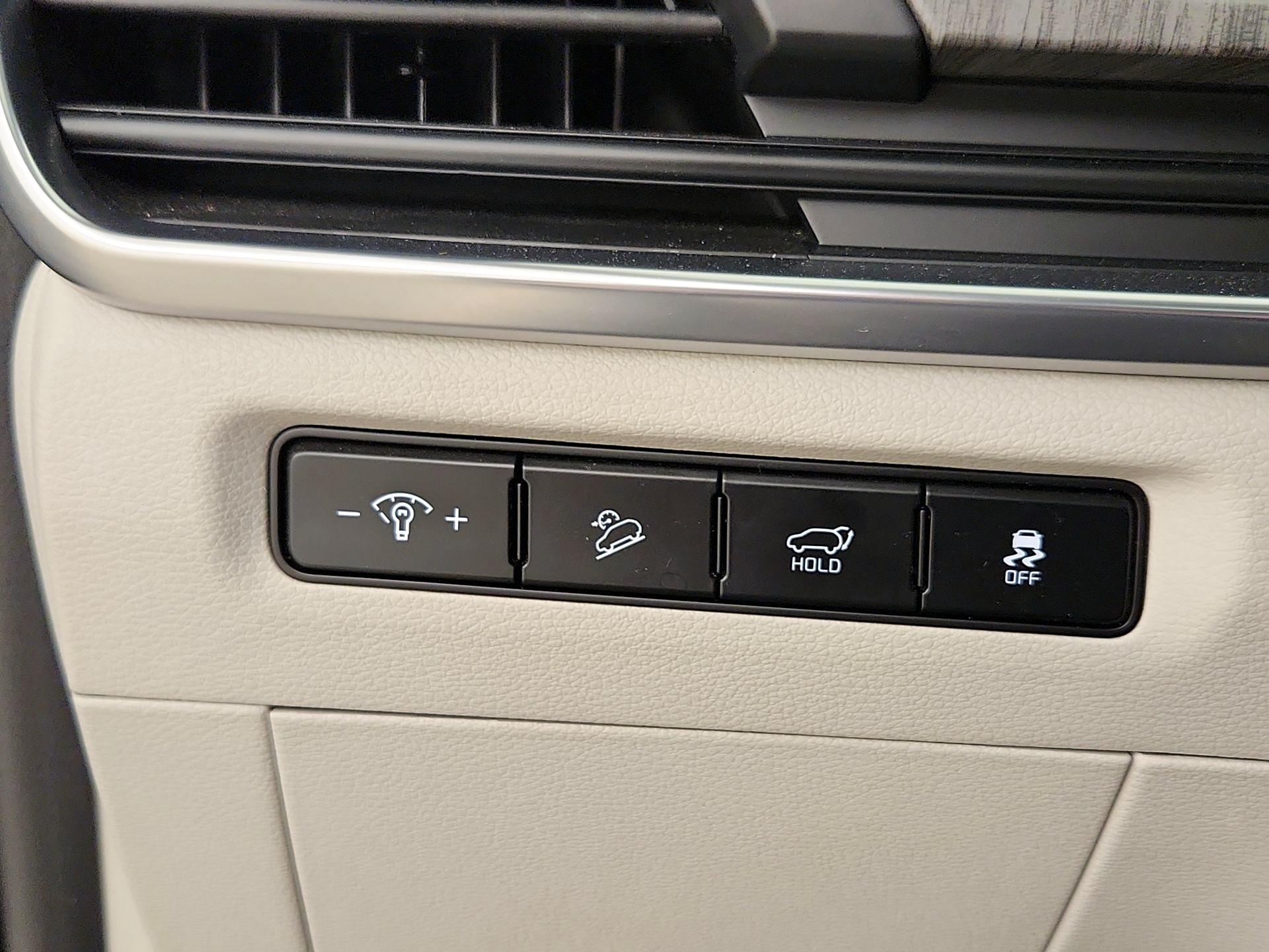 Thumbnail: 2023 Kia Telluride - 13