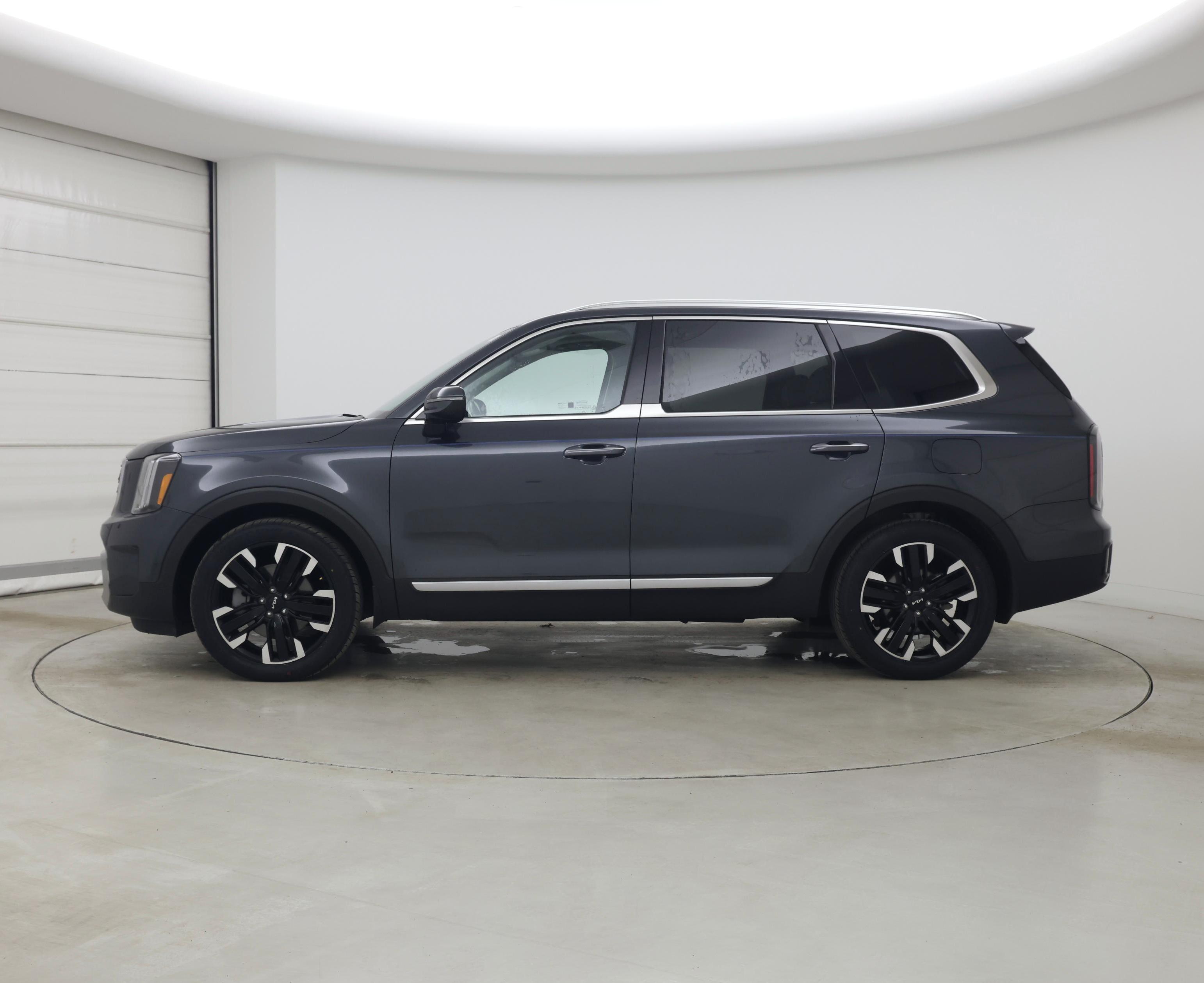 Thumbnail: 2023 Kia Telluride - 3