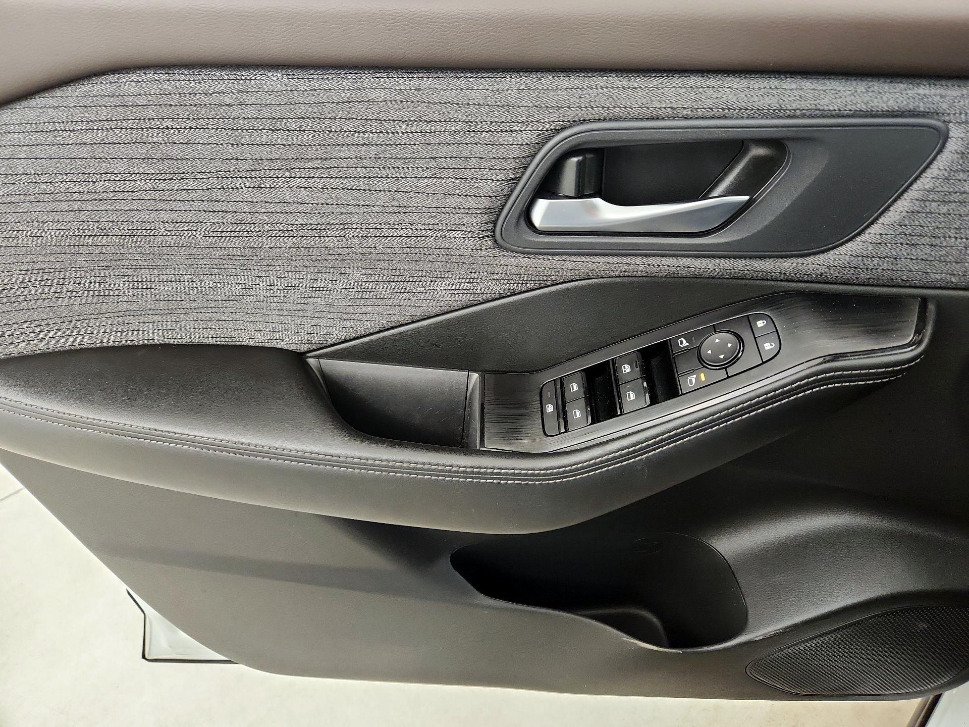 Thumbnail: 2023 Nissan Rogue - 12