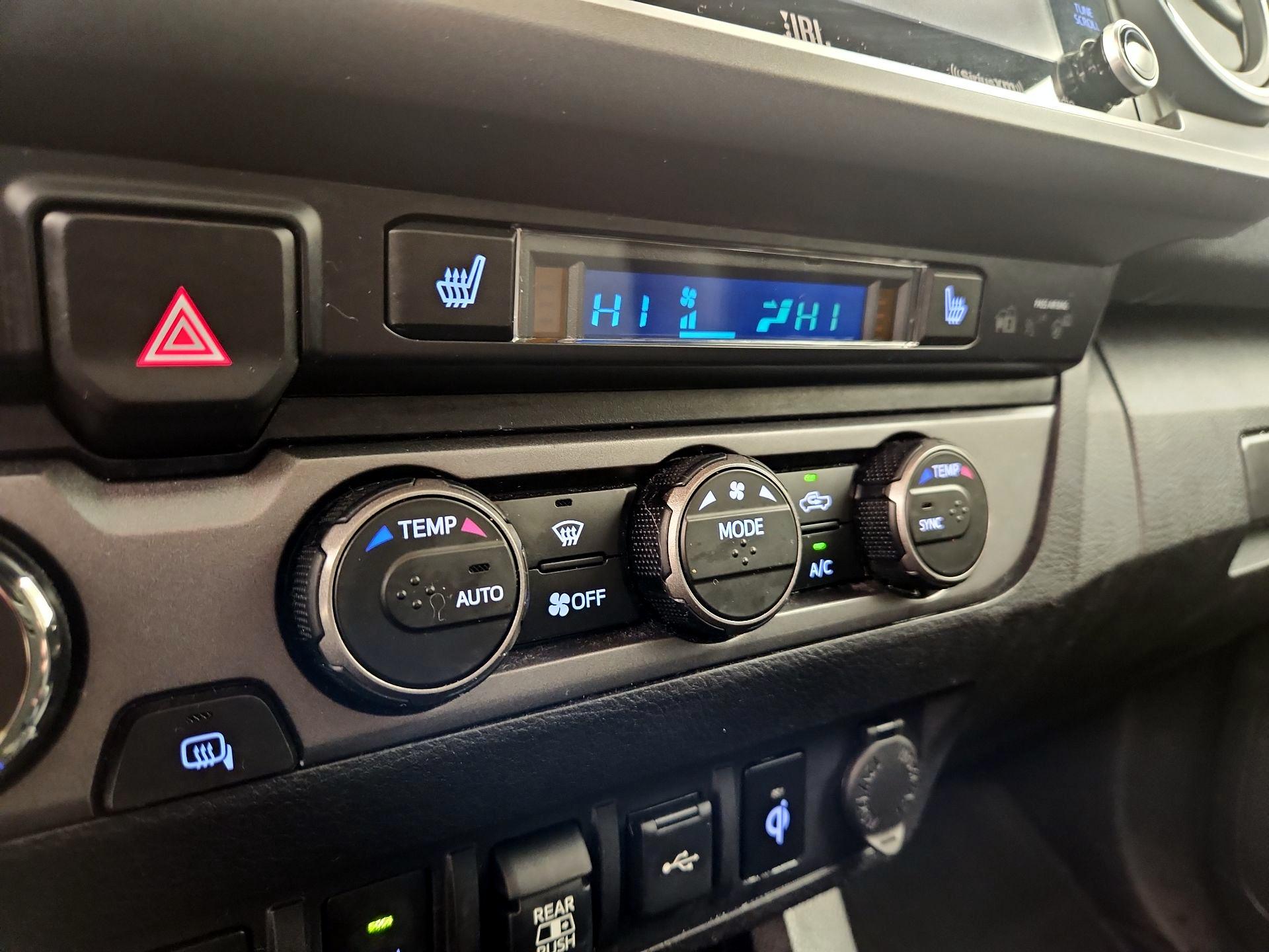 Thumbnail: 2020 Toyota Tacoma - 17