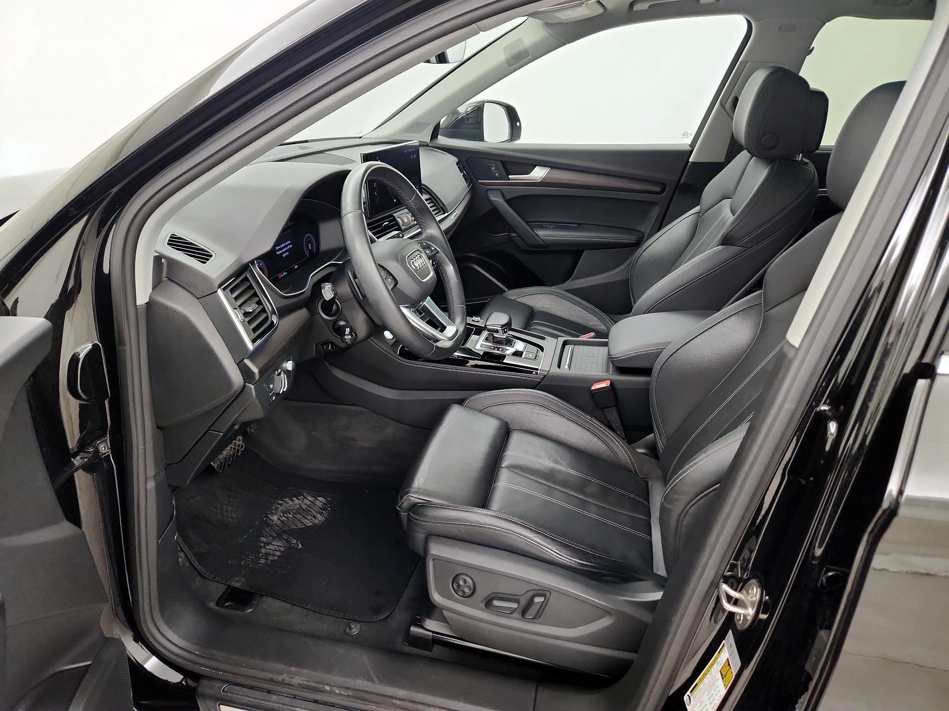 Thumbnail: 2023 Audi Q5 - 11