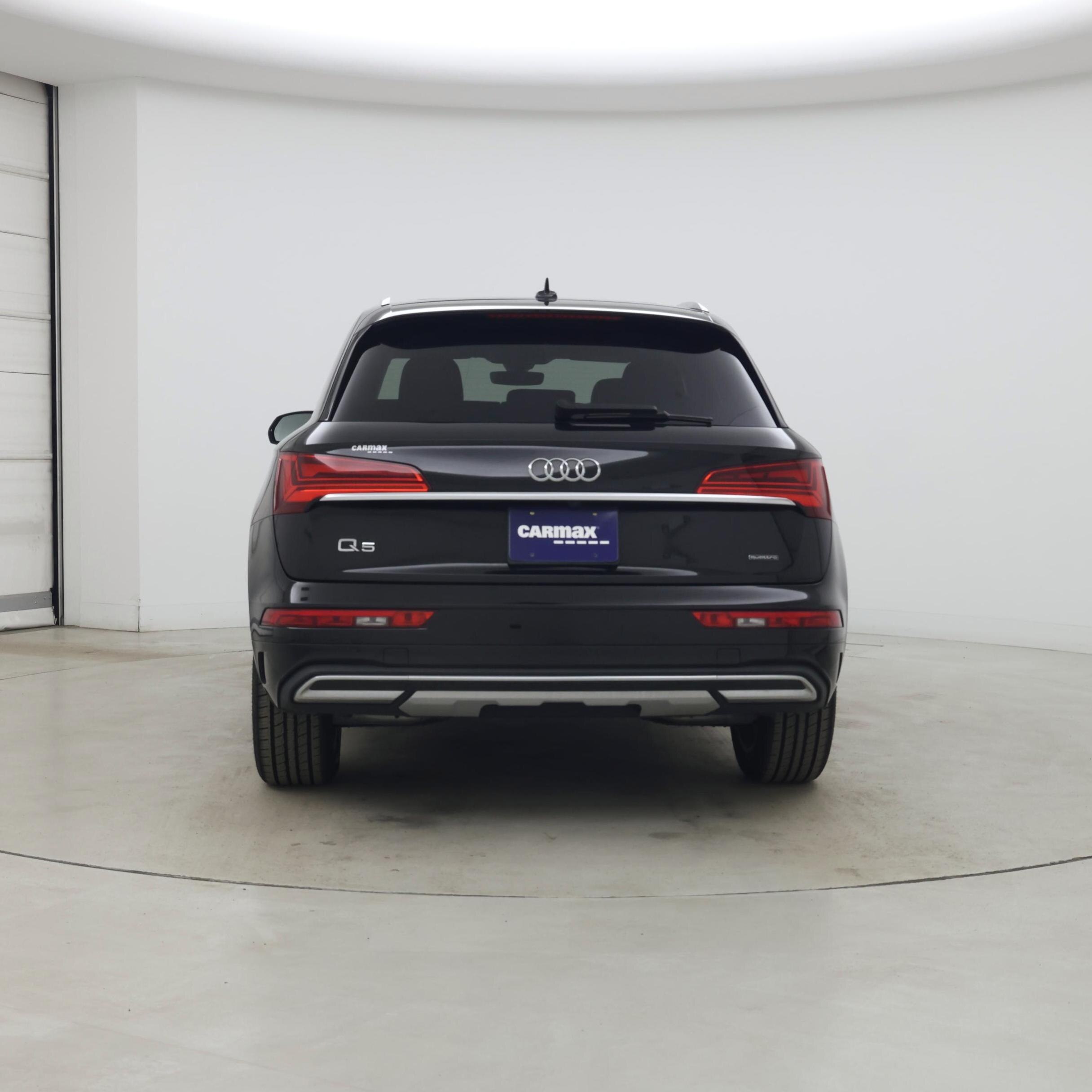 Thumbnail: 2023 Audi Q5 - 6